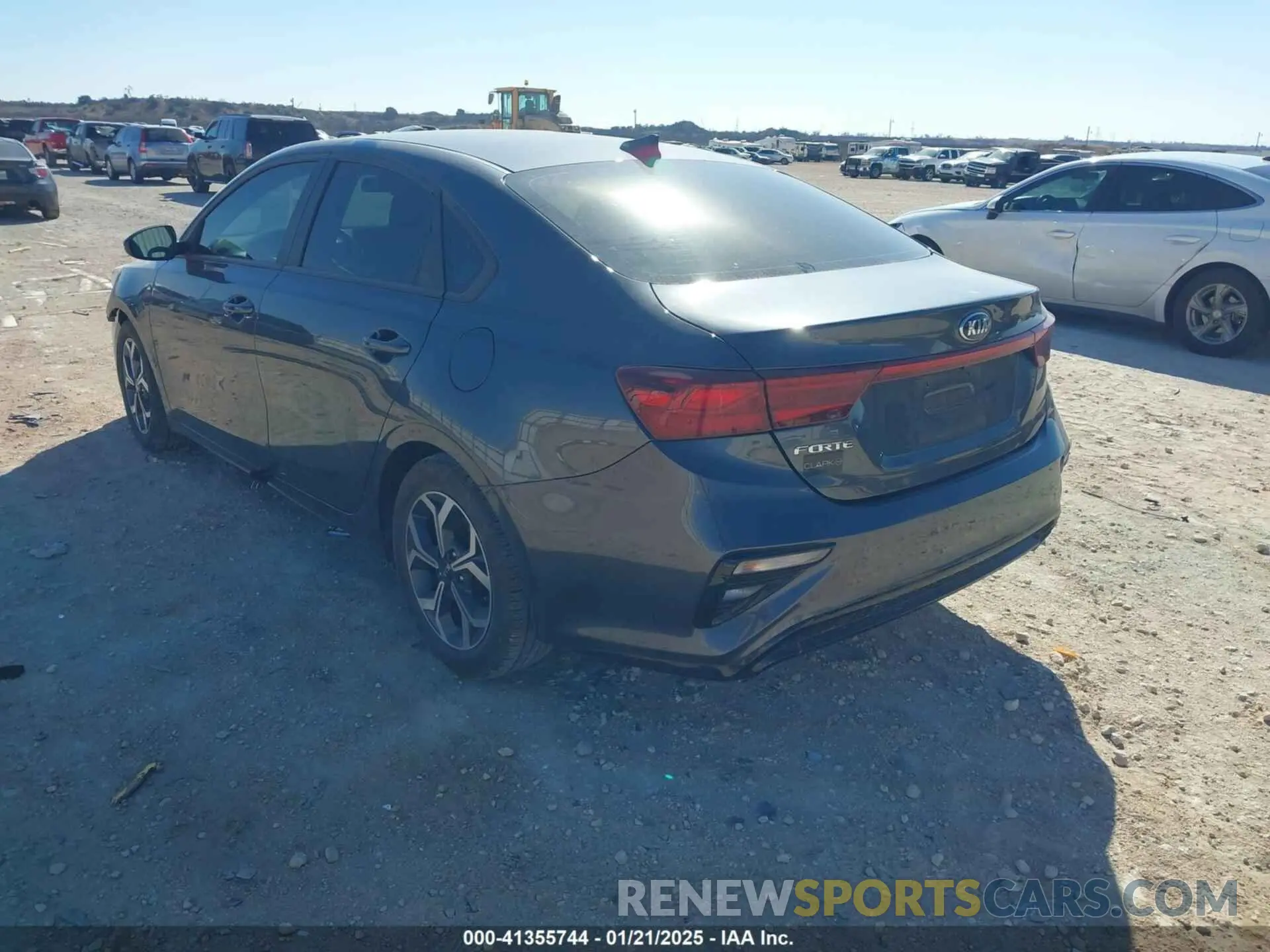 3 Photograph of a damaged car 3KPF24AD4ME270875 KIA FORTE 2021