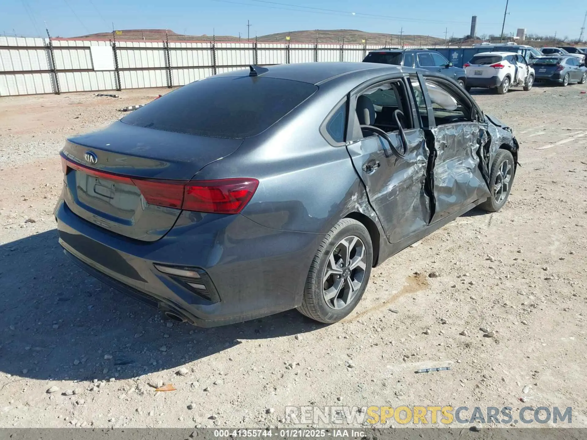 4 Photograph of a damaged car 3KPF24AD4ME270875 KIA FORTE 2021