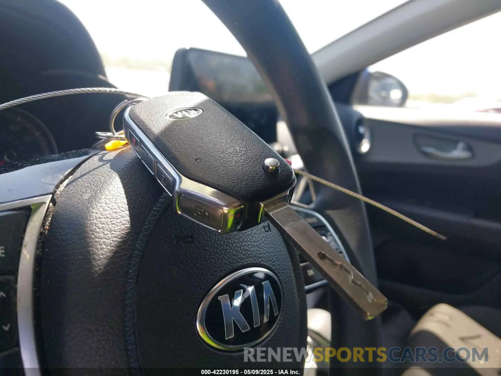 11 Photograph of a damaged car 3KPF24AD4ME277261 KIA FORTE 2021