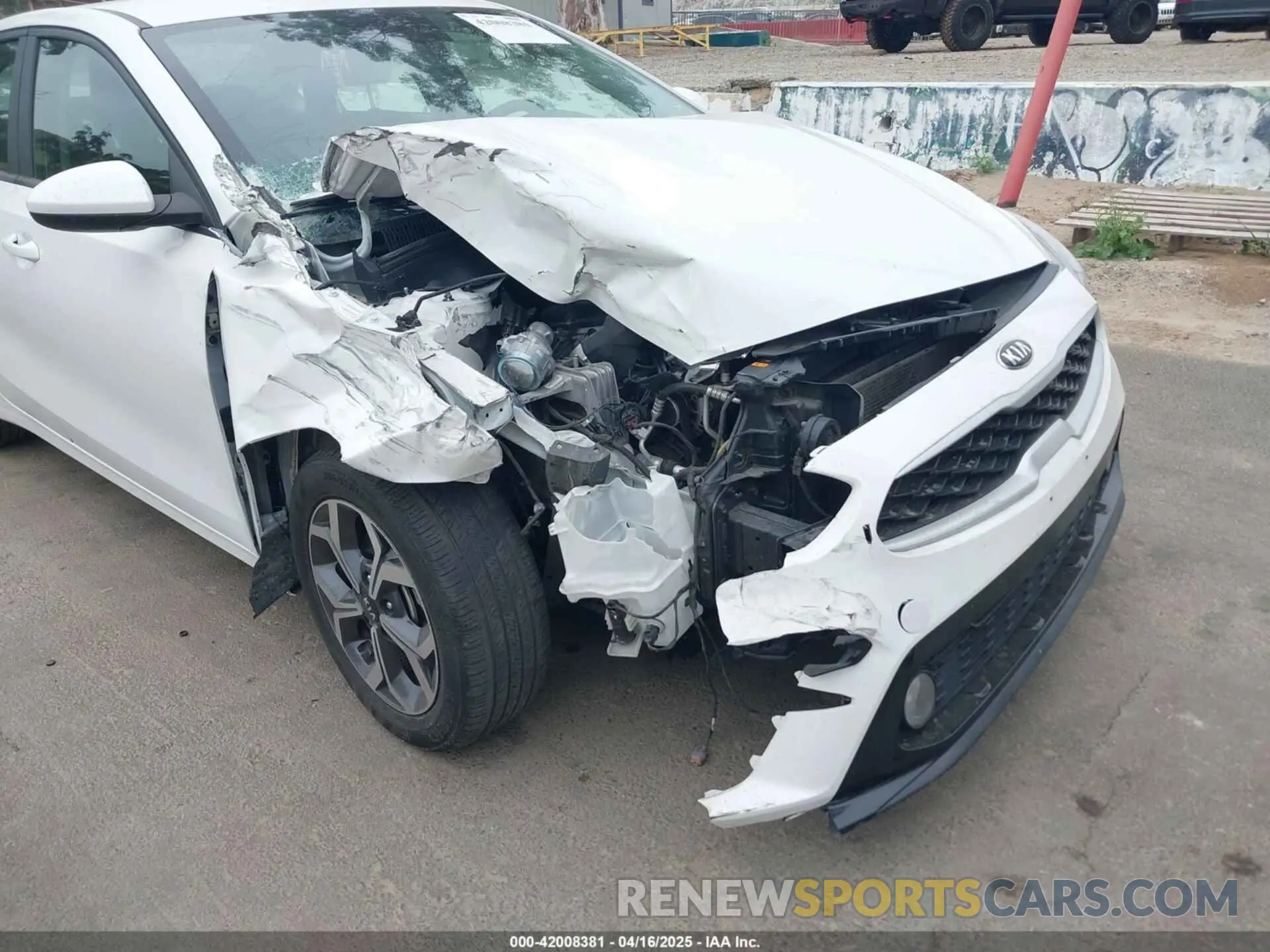 6 Photograph of a damaged car 3KPF24AD4ME286235 KIA FORTE 2021