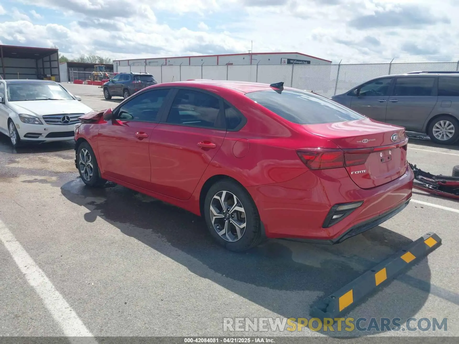 3 Photograph of a damaged car 3KPF24AD4ME288907 KIA FORTE 2021