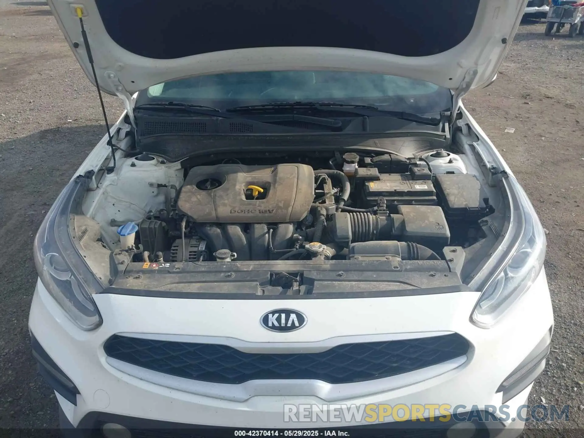 10 Photograph of a damaged car 3KPF24AD4ME298935 KIA FORTE 2021