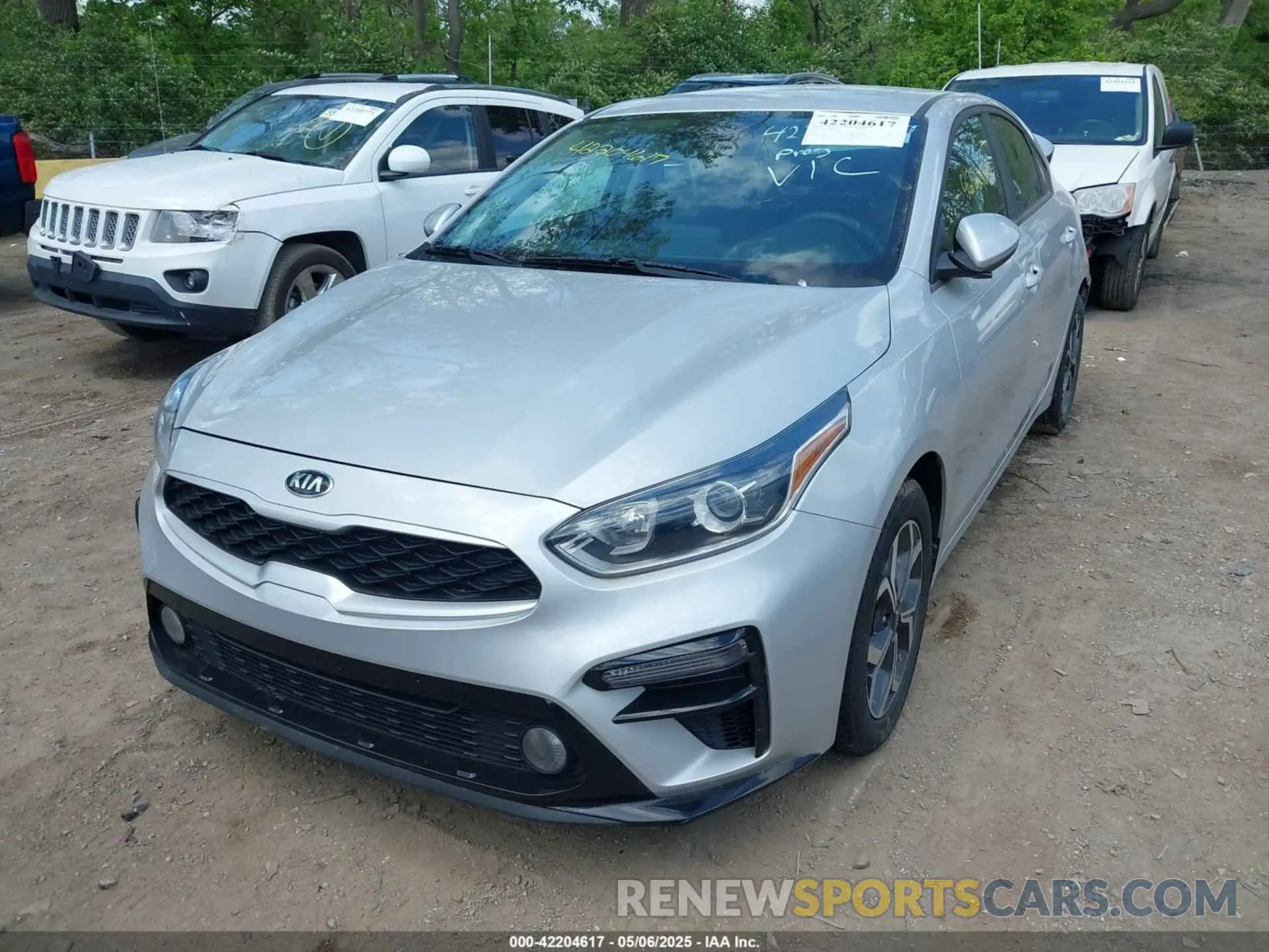 2 Photograph of a damaged car 3KPF24AD4ME302515 KIA FORTE 2021