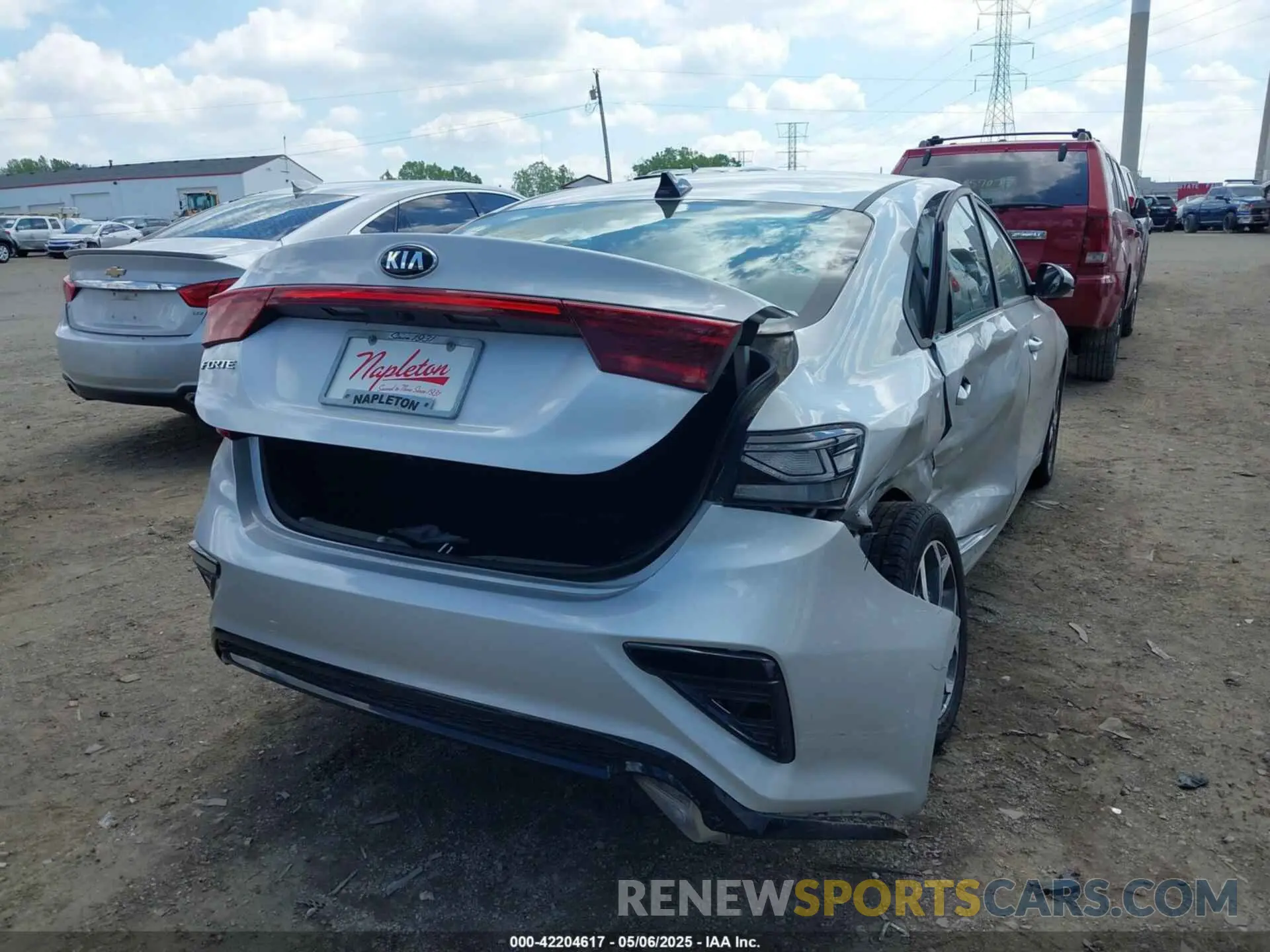 4 Photograph of a damaged car 3KPF24AD4ME302515 KIA FORTE 2021