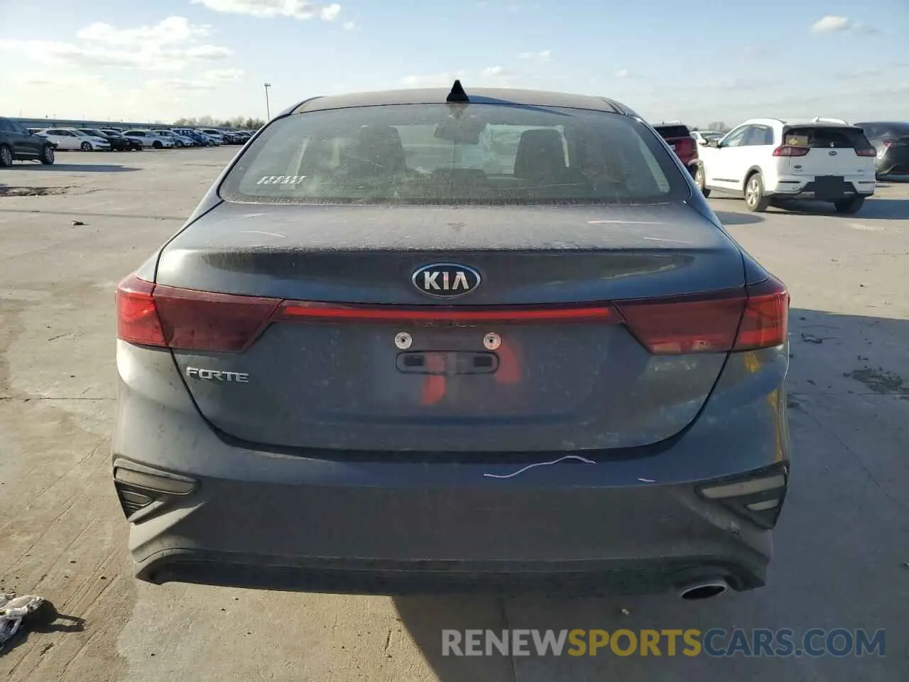 6 Photograph of a damaged car 3KPF24AD4ME307259 KIA FORTE 2021