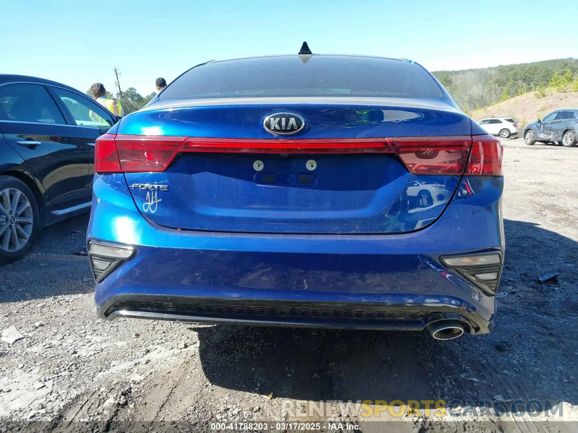 15 Photograph of a damaged car 3KPF24AD4ME320271 KIA FORTE 2021