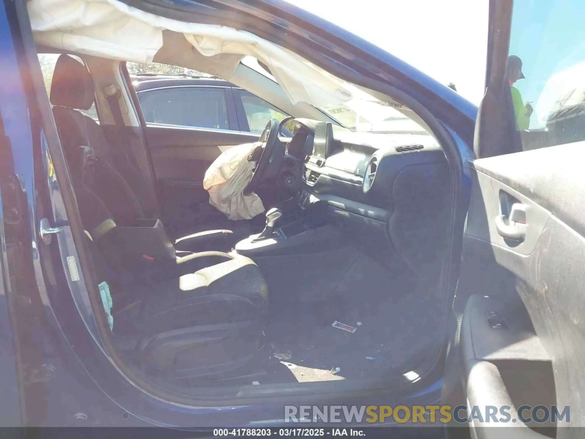 5 Photograph of a damaged car 3KPF24AD4ME320271 KIA FORTE 2021