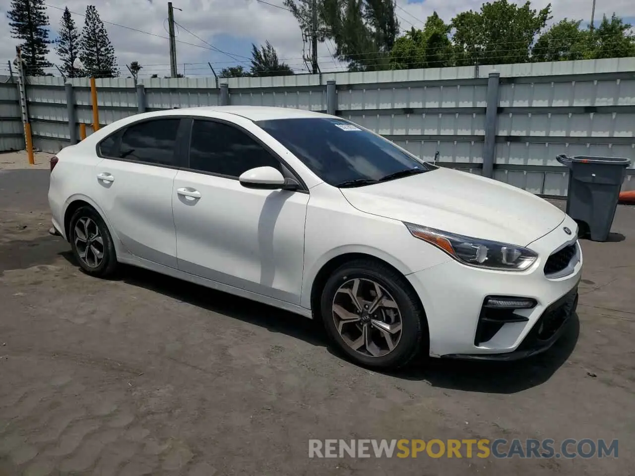 4 Photograph of a damaged car 3KPF24AD4ME335143 KIA FORTE 2021