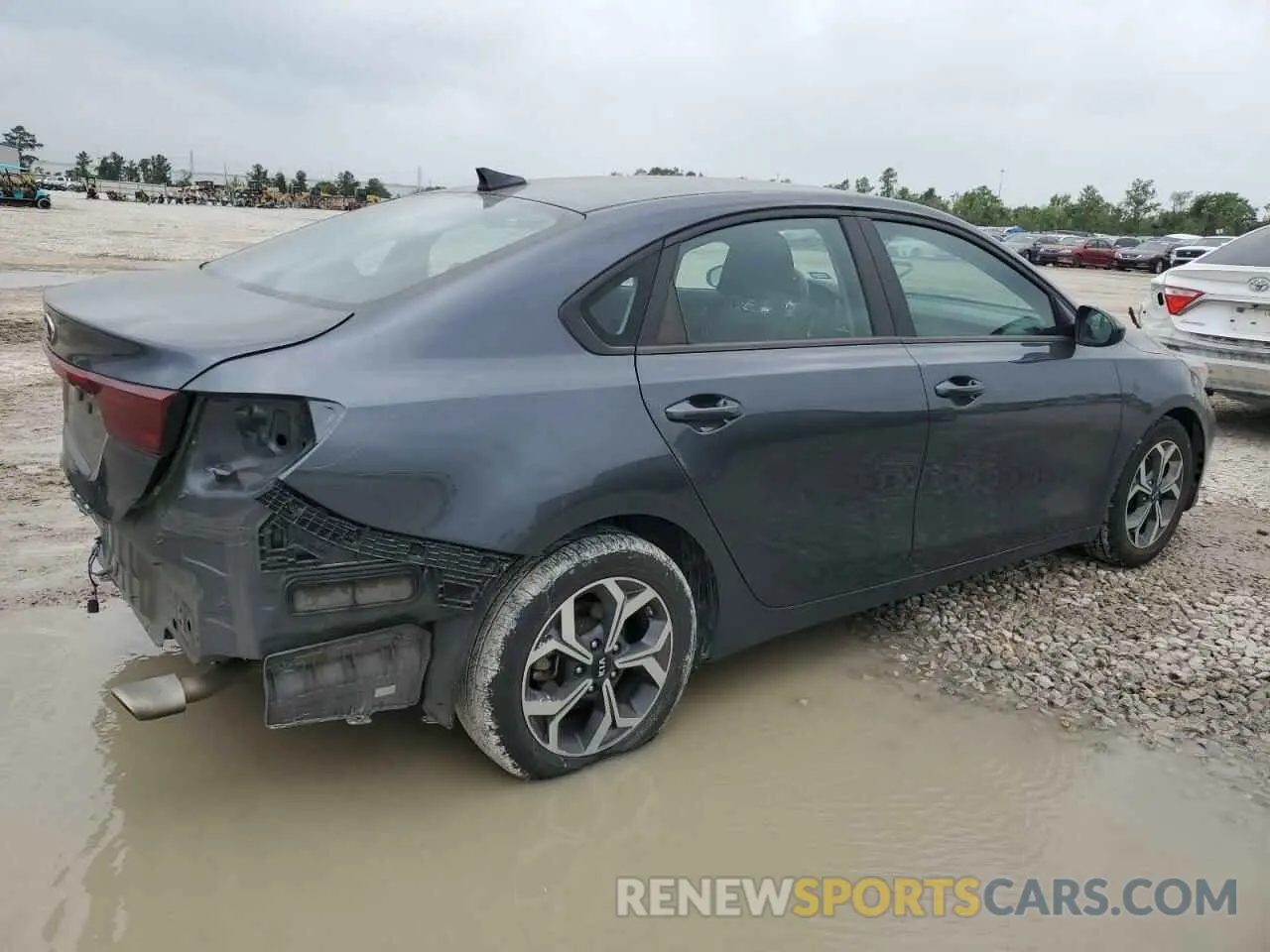 3 Photograph of a damaged car 3KPF24AD4ME337894 KIA FORTE 2021