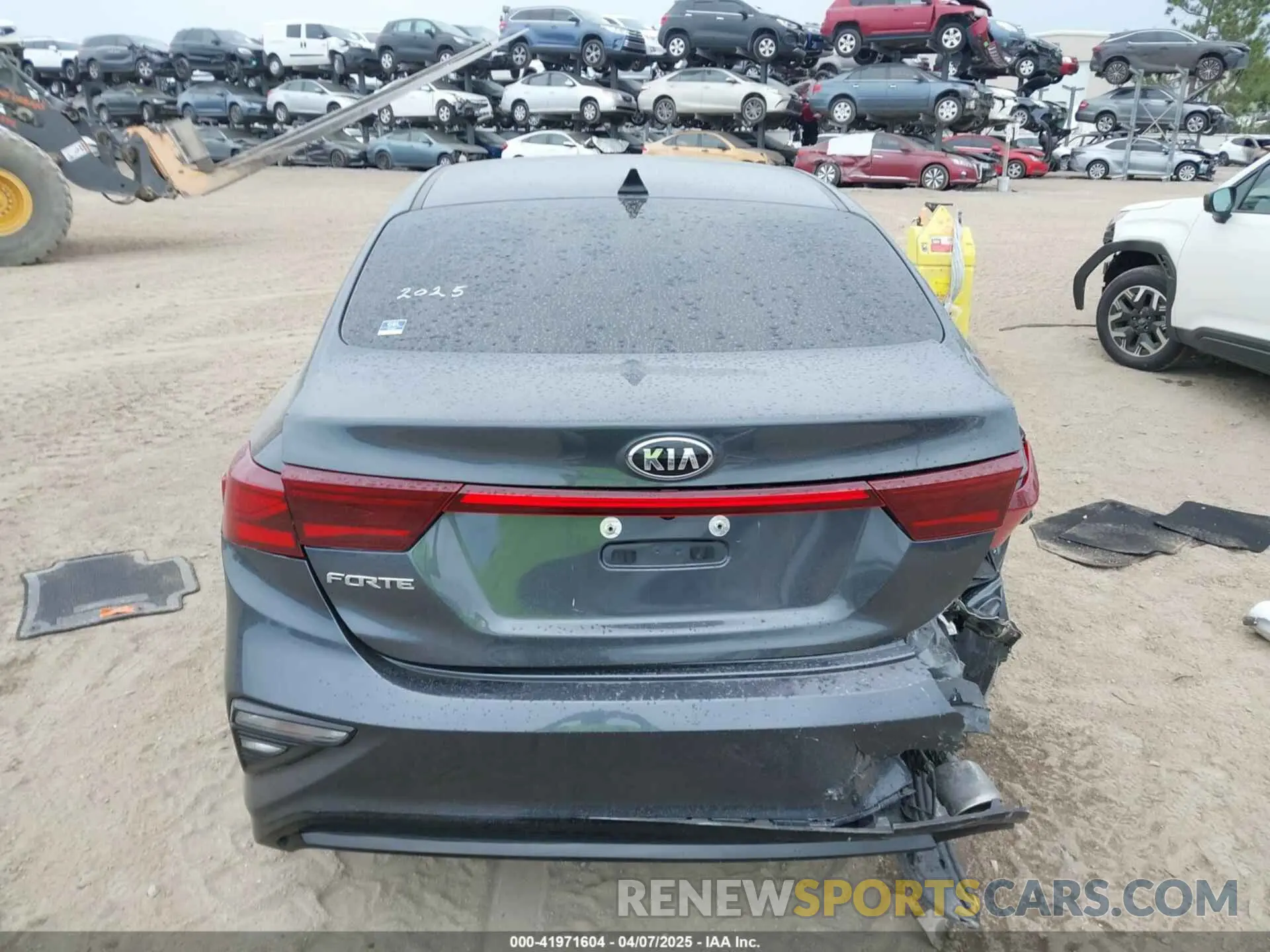 15 Photograph of a damaged car 3KPF24AD4ME342447 KIA FORTE 2021