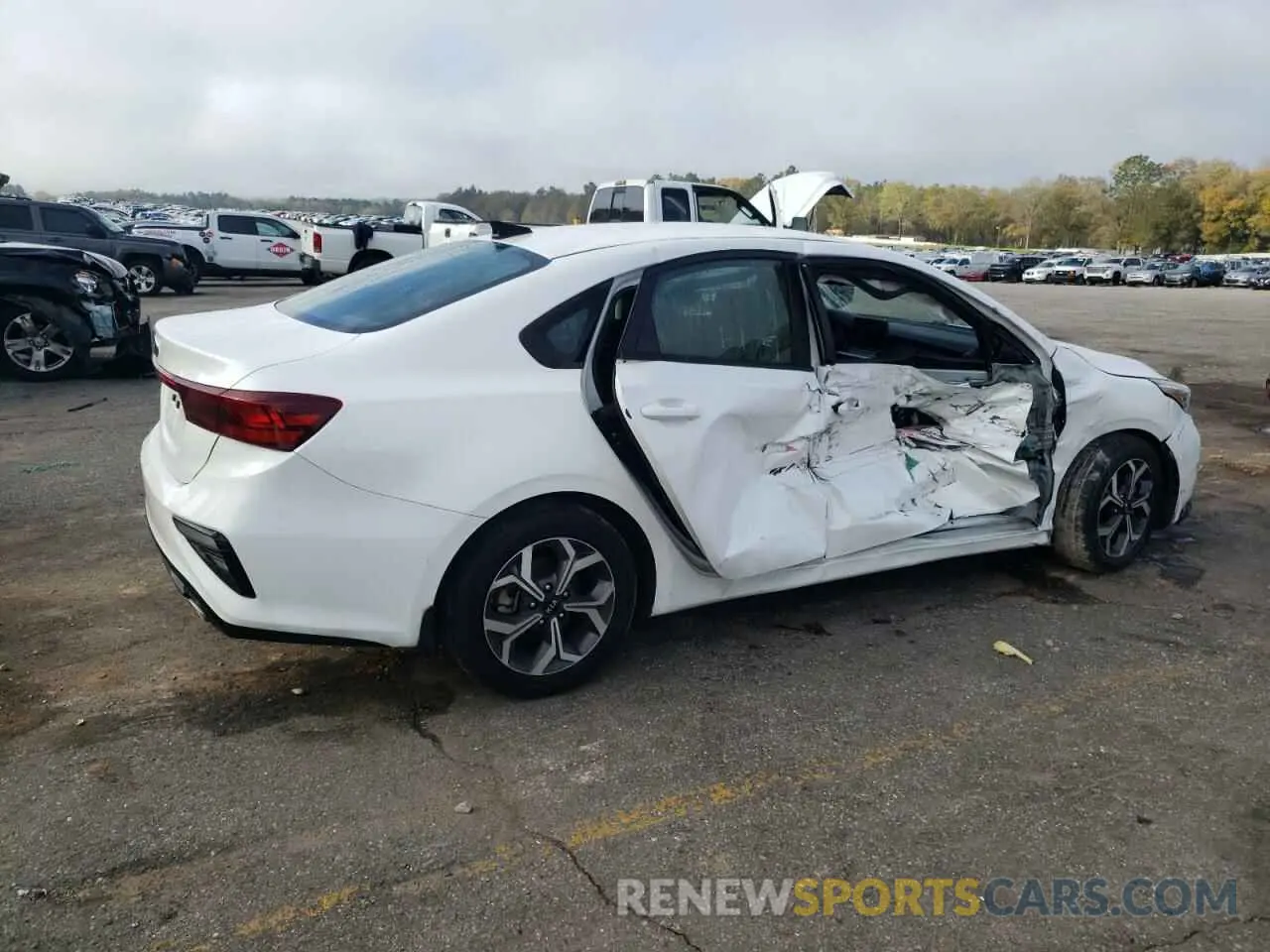 3 Photograph of a damaged car 3KPF24AD4ME357871 KIA FORTE 2021