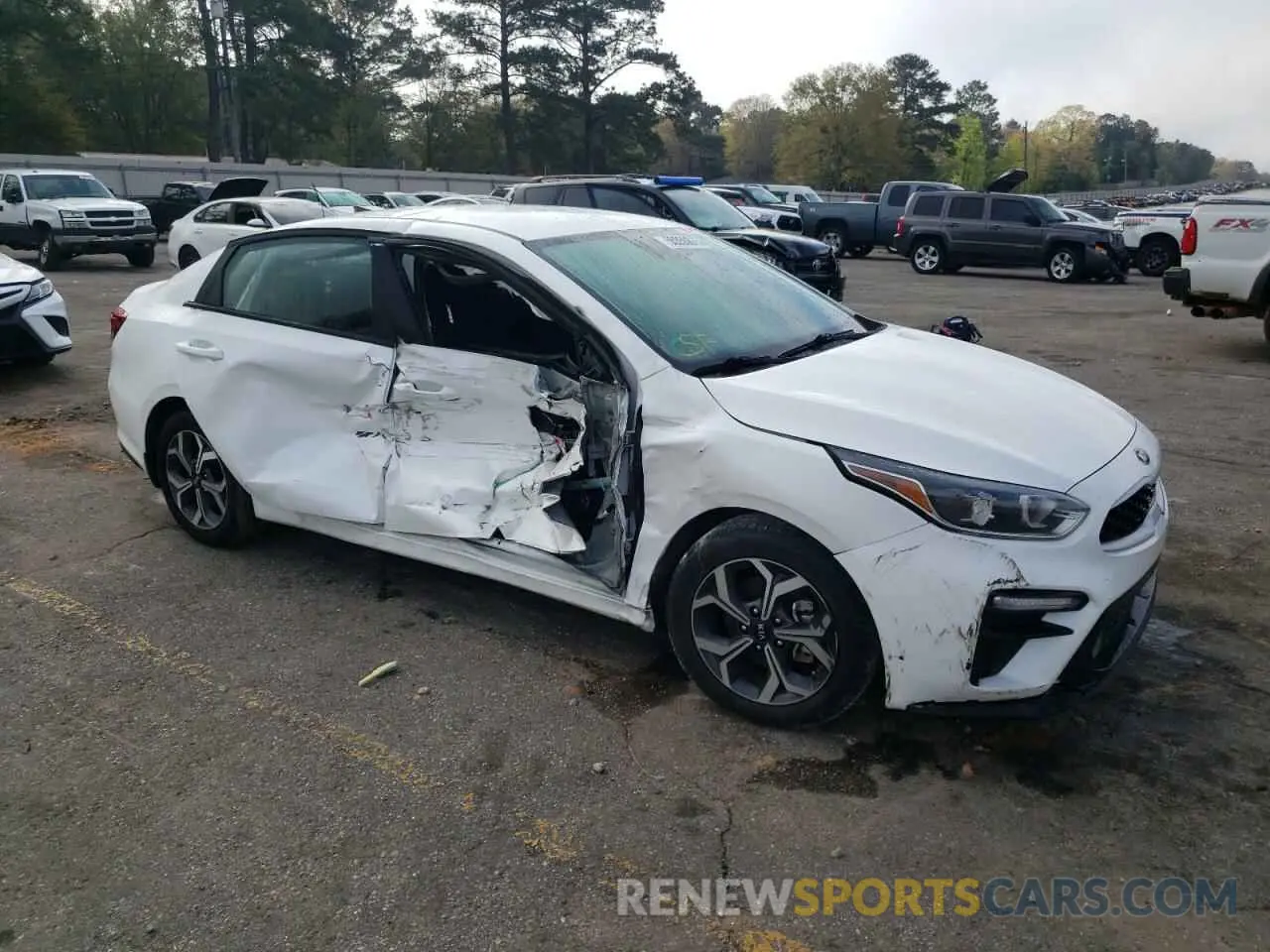 4 Photograph of a damaged car 3KPF24AD4ME357871 KIA FORTE 2021