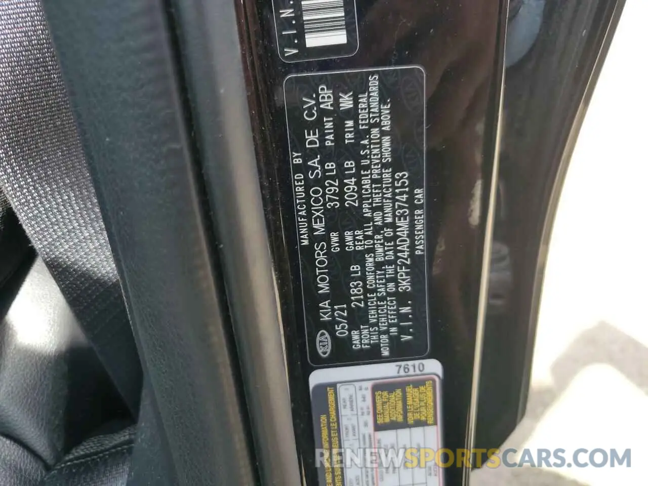 12 Photograph of a damaged car 3KPF24AD4ME374153 KIA FORTE 2021