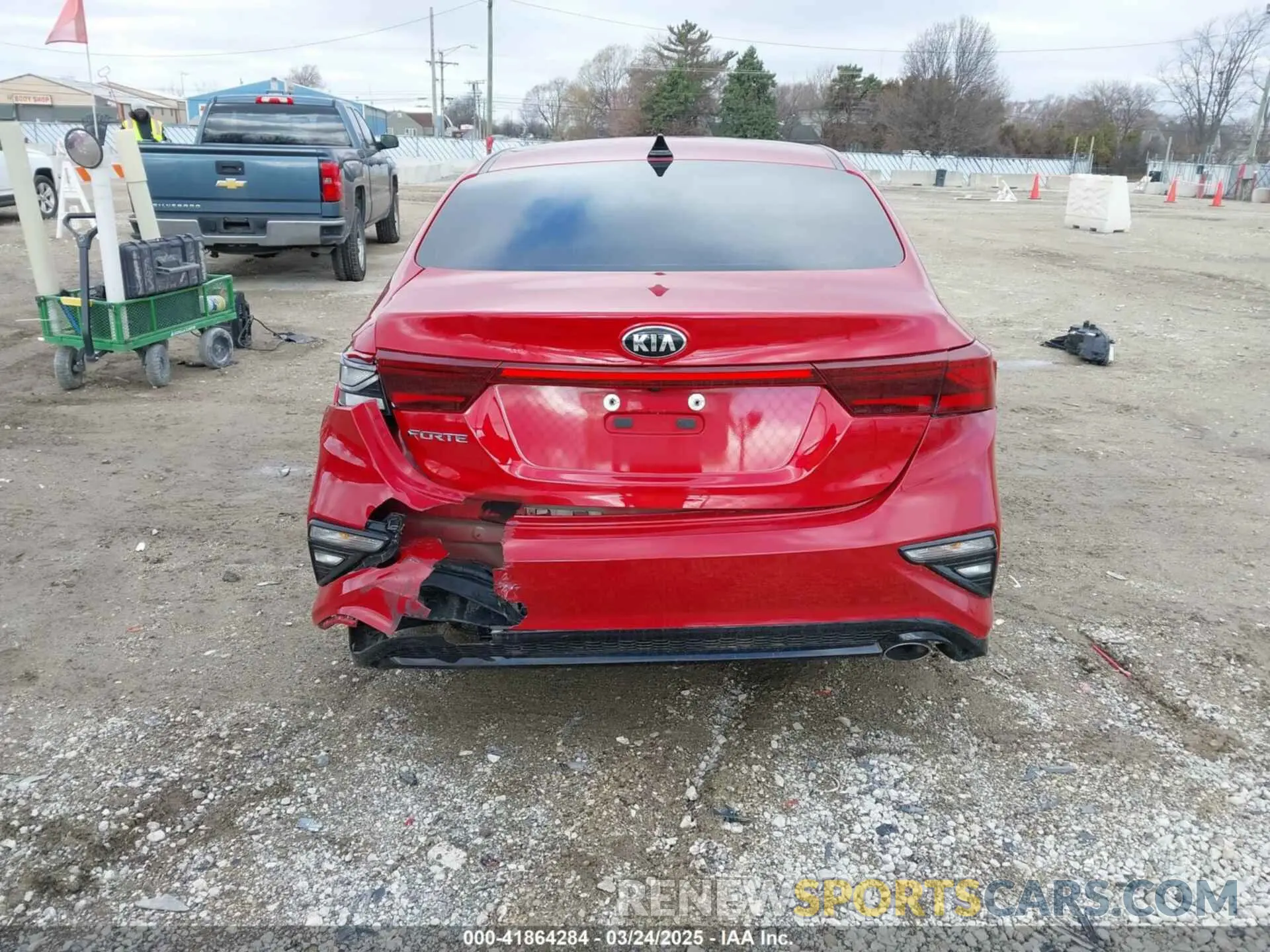 17 Photograph of a damaged car 3KPF24AD4ME378932 KIA FORTE 2021
