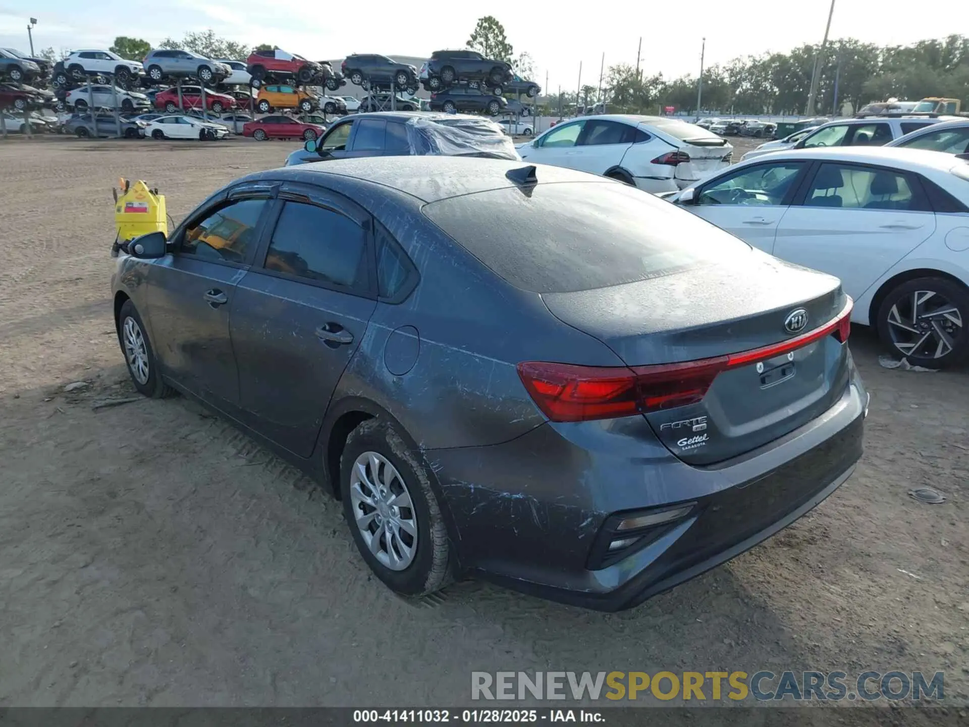 3 Photograph of a damaged car 3KPF24AD4ME379630 KIA FORTE 2021
