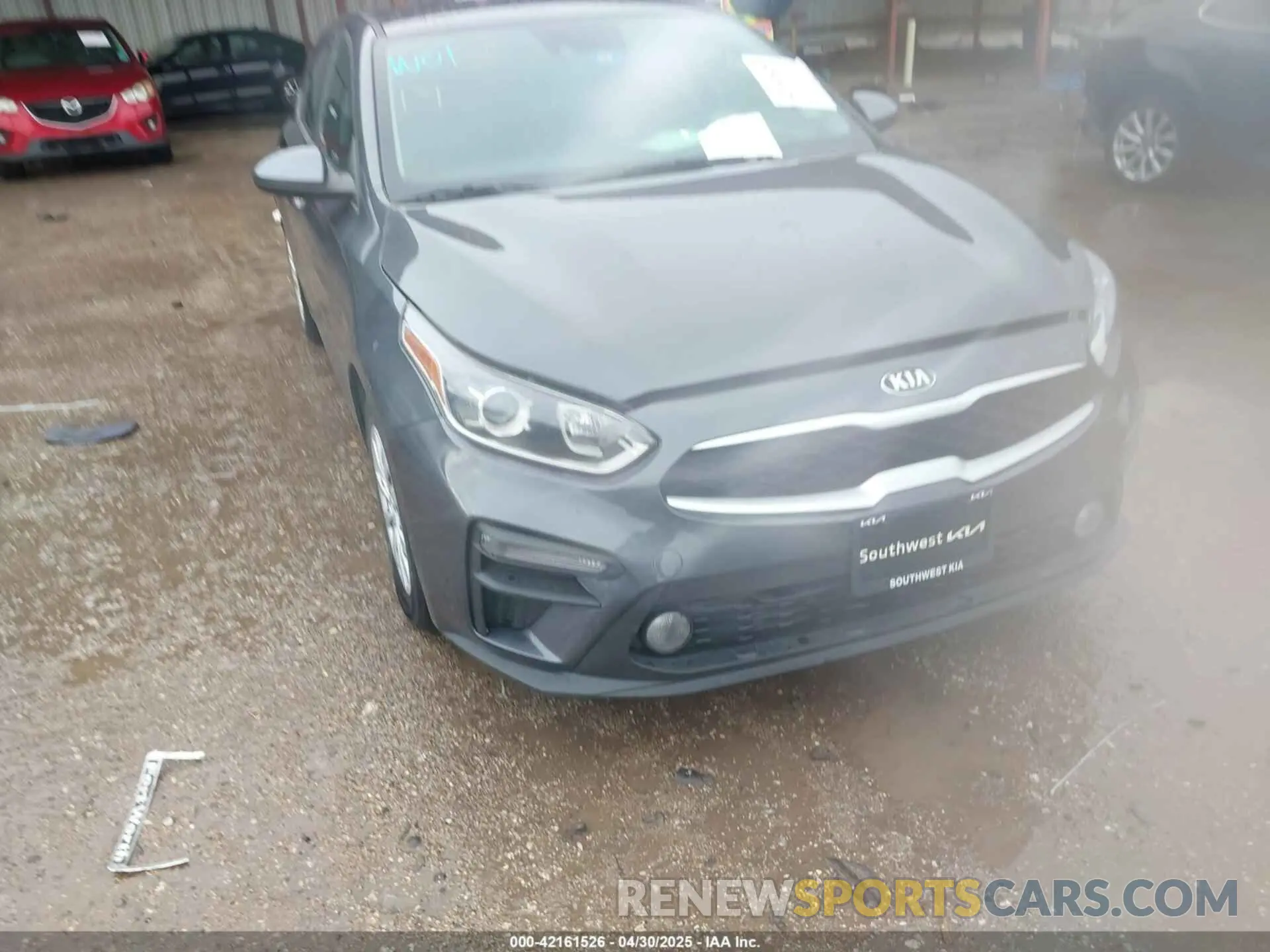 1 Photograph of a damaged car 3KPF24AD4ME394810 KIA FORTE 2021