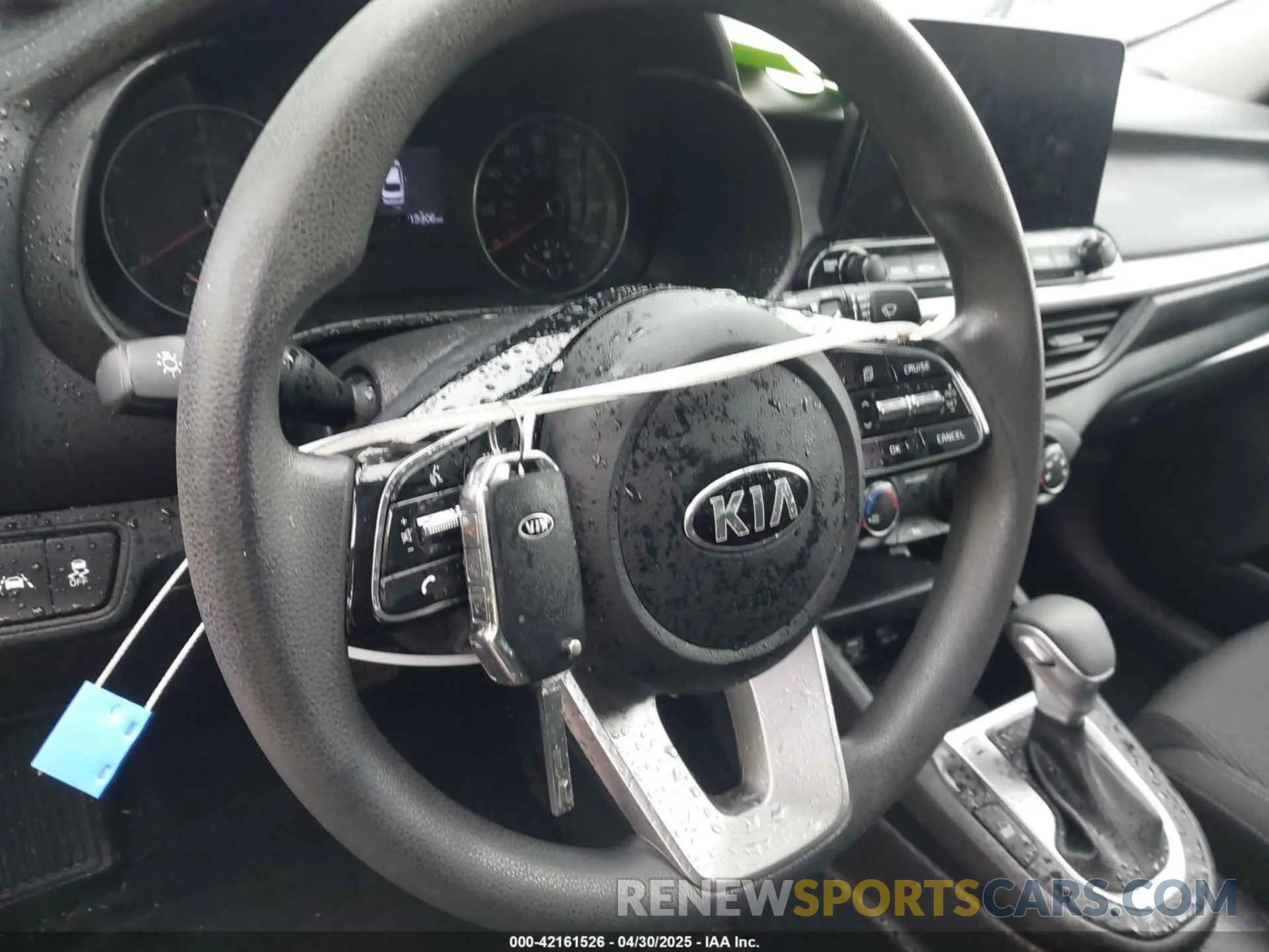 11 Photograph of a damaged car 3KPF24AD4ME394810 KIA FORTE 2021
