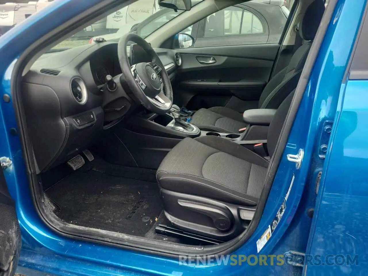 7 Photograph of a damaged car 3KPF24AD4ME399411 KIA FORTE 2021