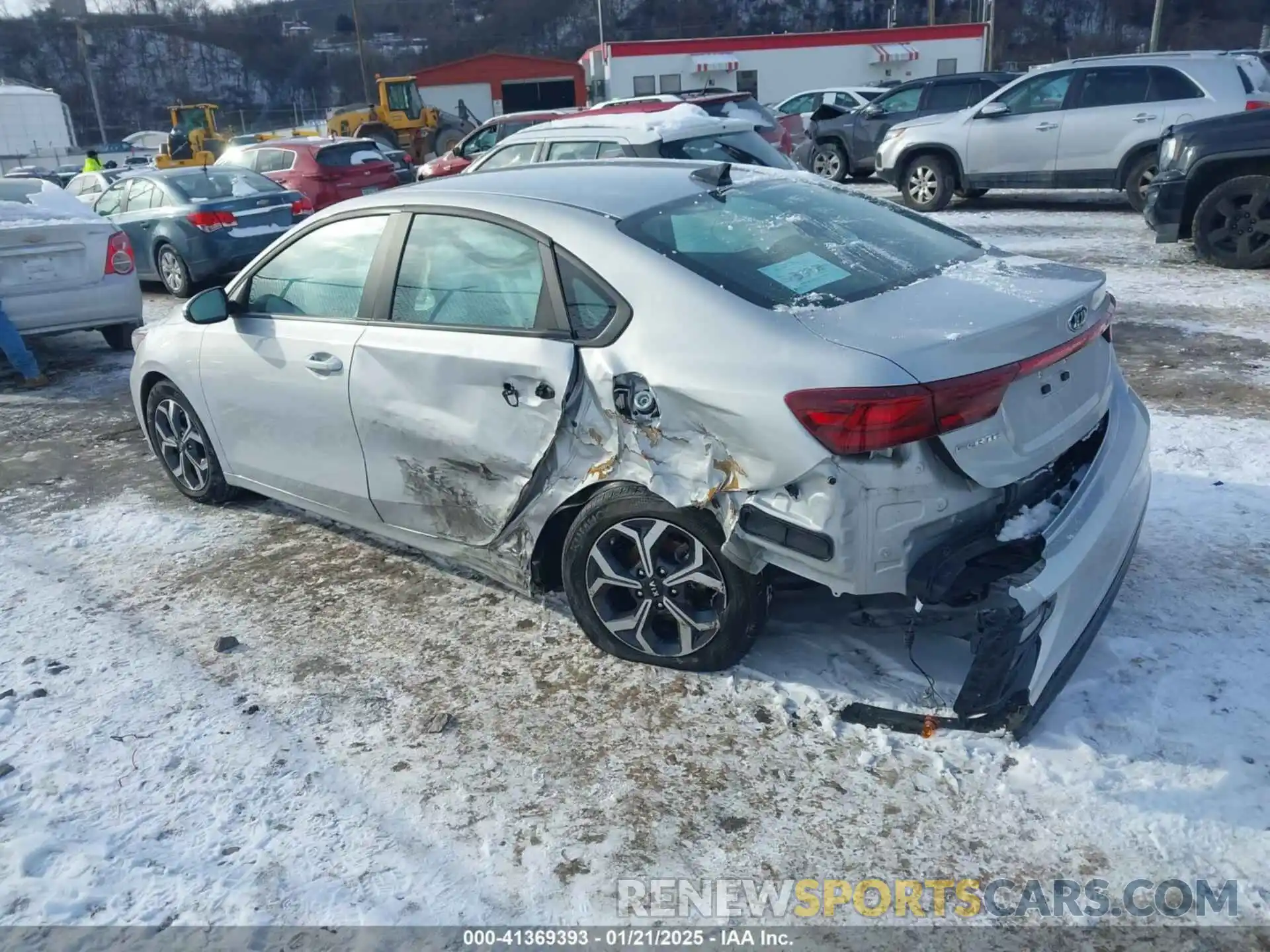 3 Photograph of a damaged car 3KPF24AD4ME405126 KIA FORTE 2021