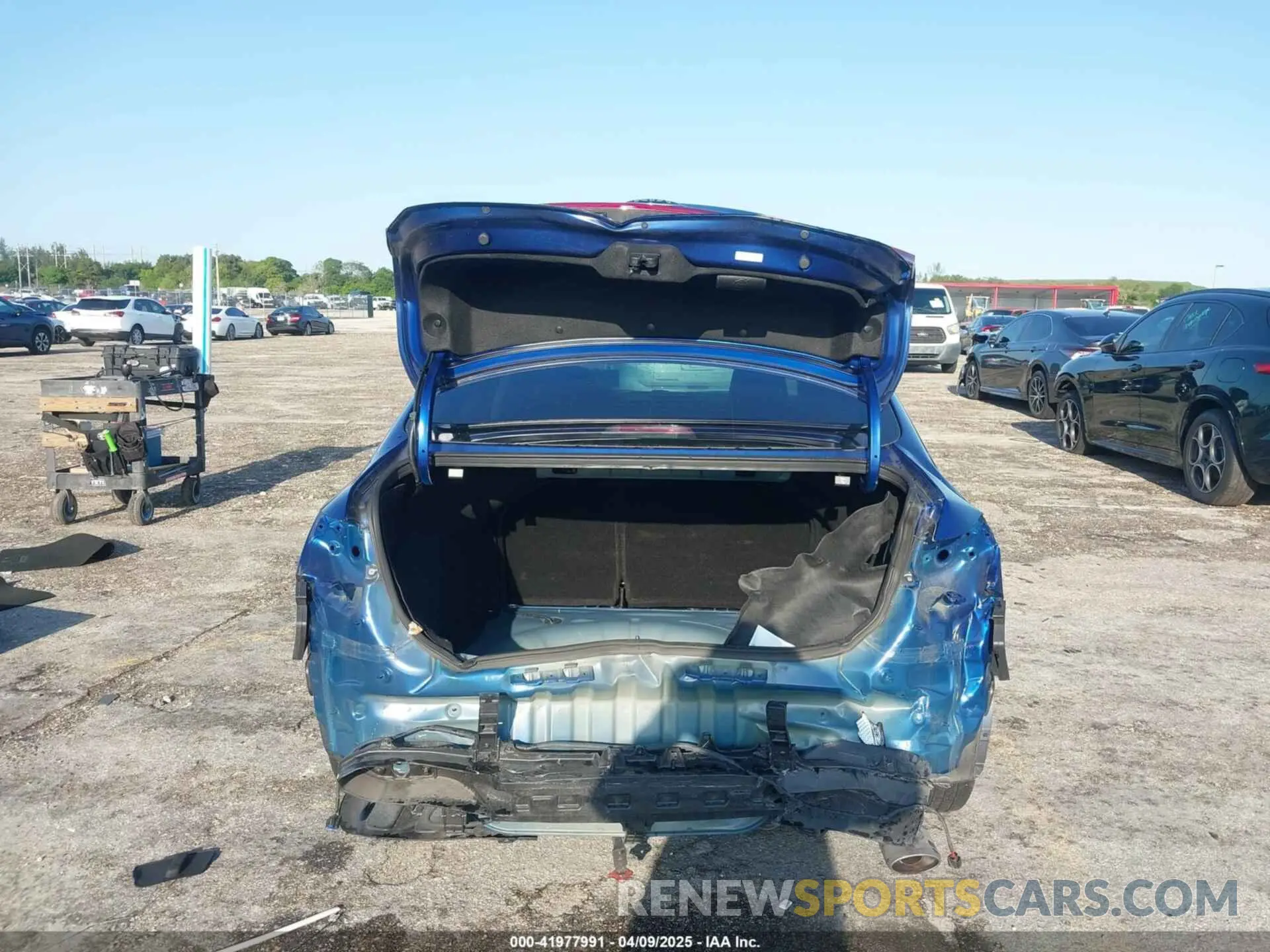 17 Photograph of a damaged car 3KPF24AD4ME406468 KIA FORTE 2021