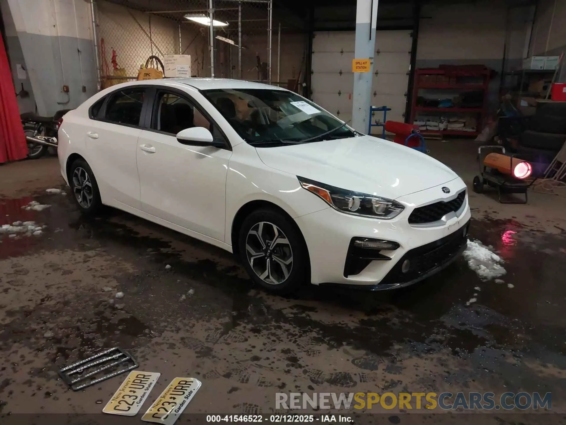 1 Photograph of a damaged car 3KPF24AD5ME268116 KIA FORTE 2021