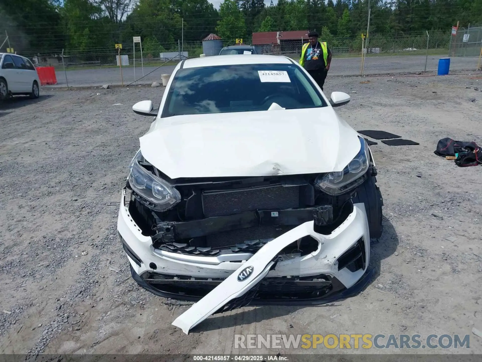 12 Photograph of a damaged car 3KPF24AD5ME268150 KIA FORTE 2021