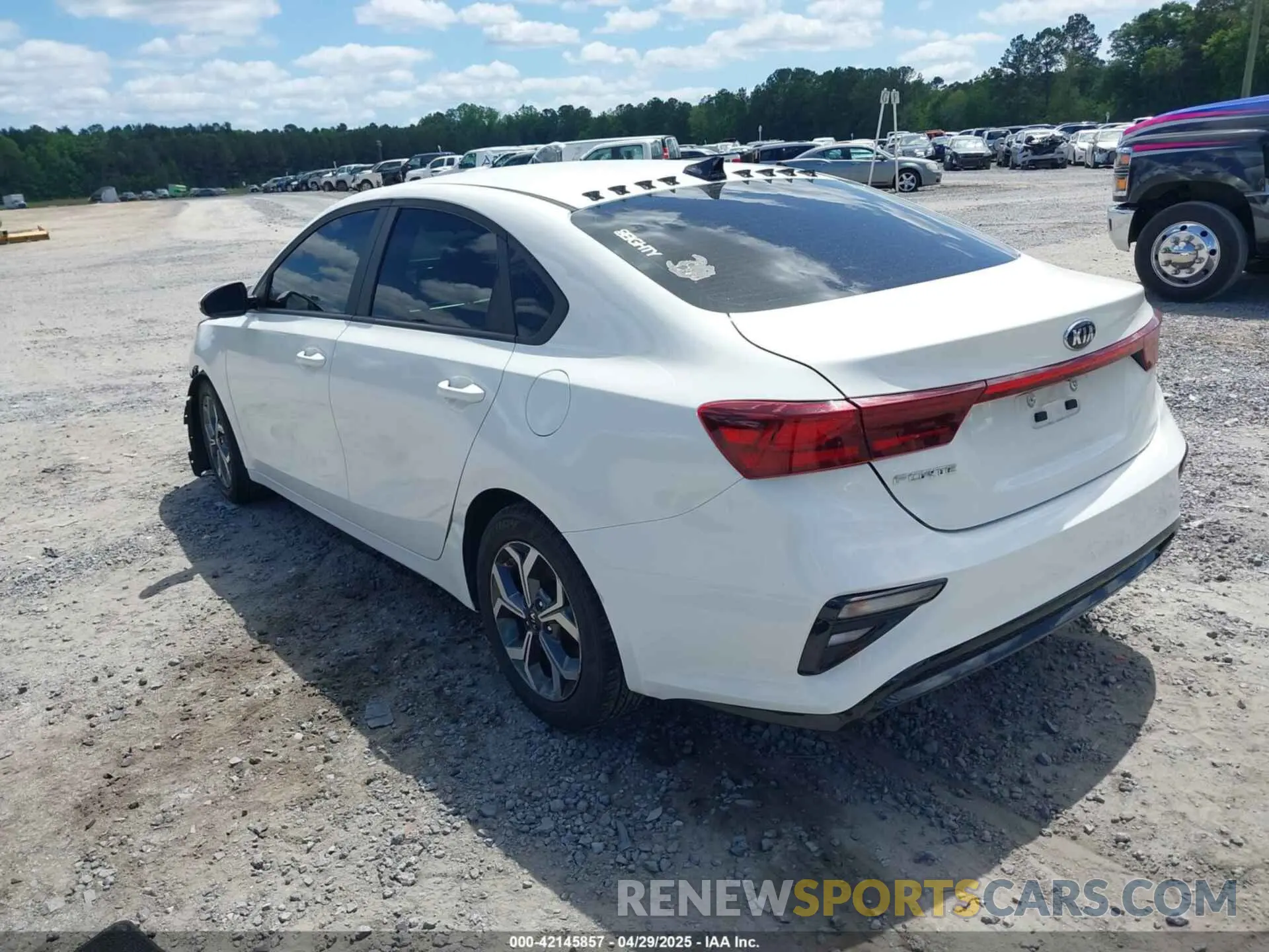 3 Photograph of a damaged car 3KPF24AD5ME268150 KIA FORTE 2021