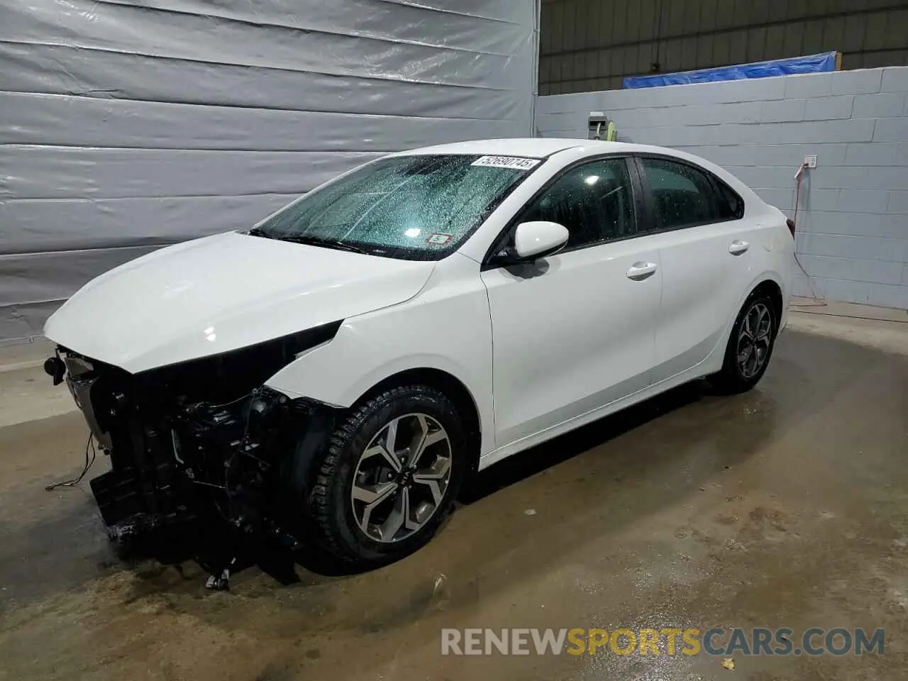 1 Photograph of a damaged car 3KPF24AD5ME268472 KIA FORTE 2021