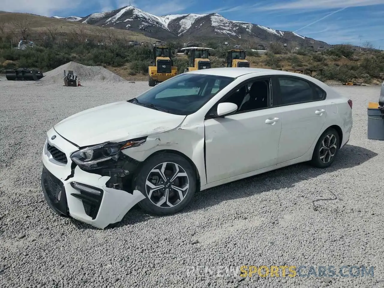 1 Photograph of a damaged car 3KPF24AD5ME272649 KIA FORTE 2021