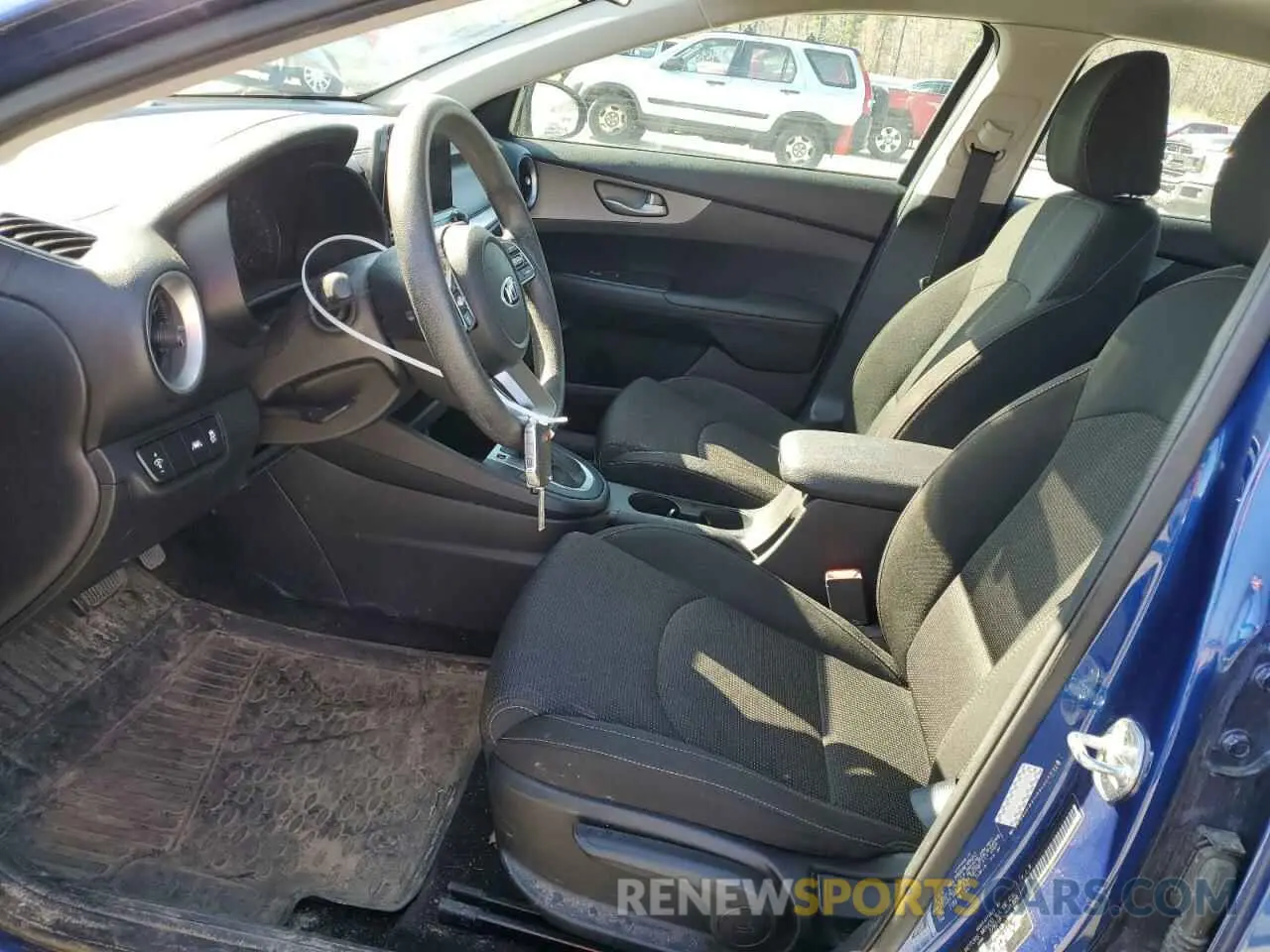 7 Photograph of a damaged car 3KPF24AD5ME284042 KIA FORTE 2021