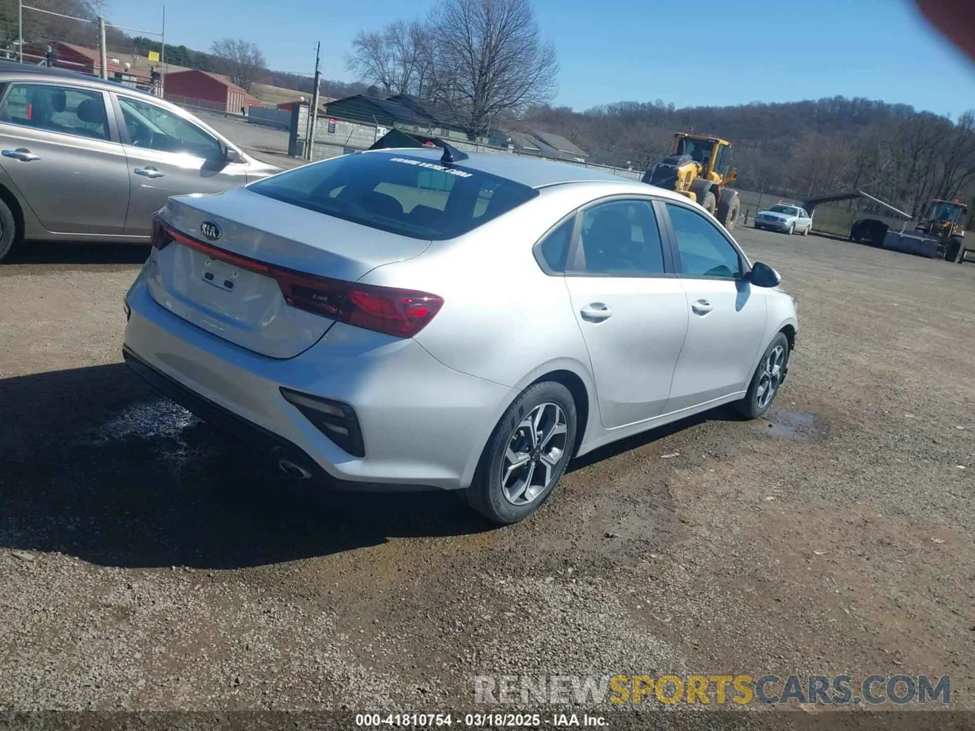 4 Photograph of a damaged car 3KPF24AD5ME291590 KIA FORTE 2021