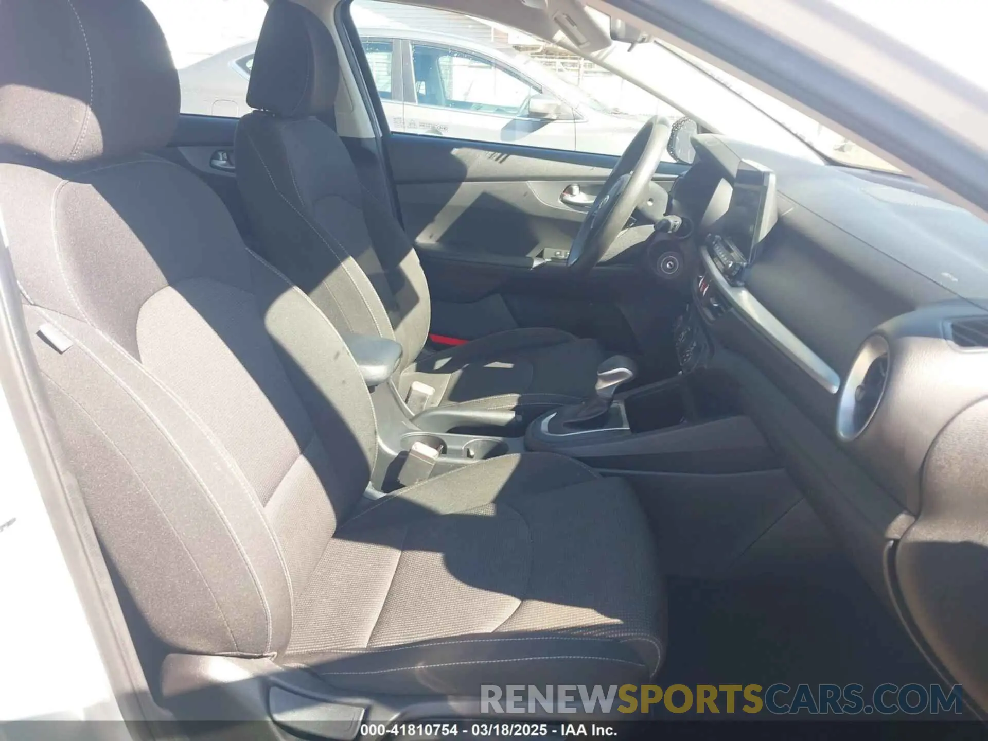 5 Photograph of a damaged car 3KPF24AD5ME291590 KIA FORTE 2021