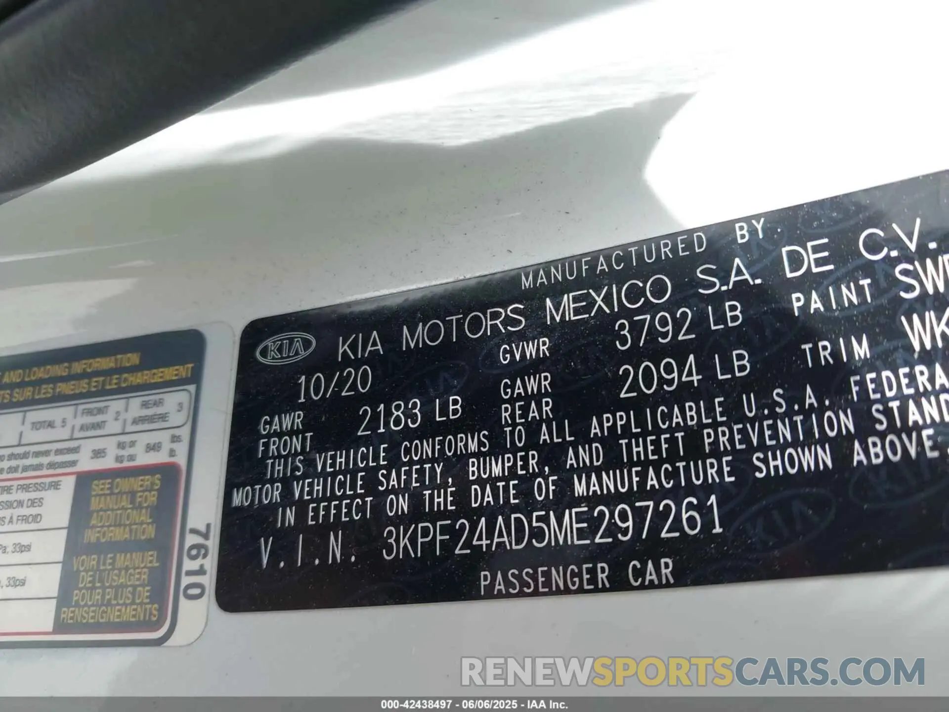 9 Photograph of a damaged car 3KPF24AD5ME297261 KIA FORTE 2021