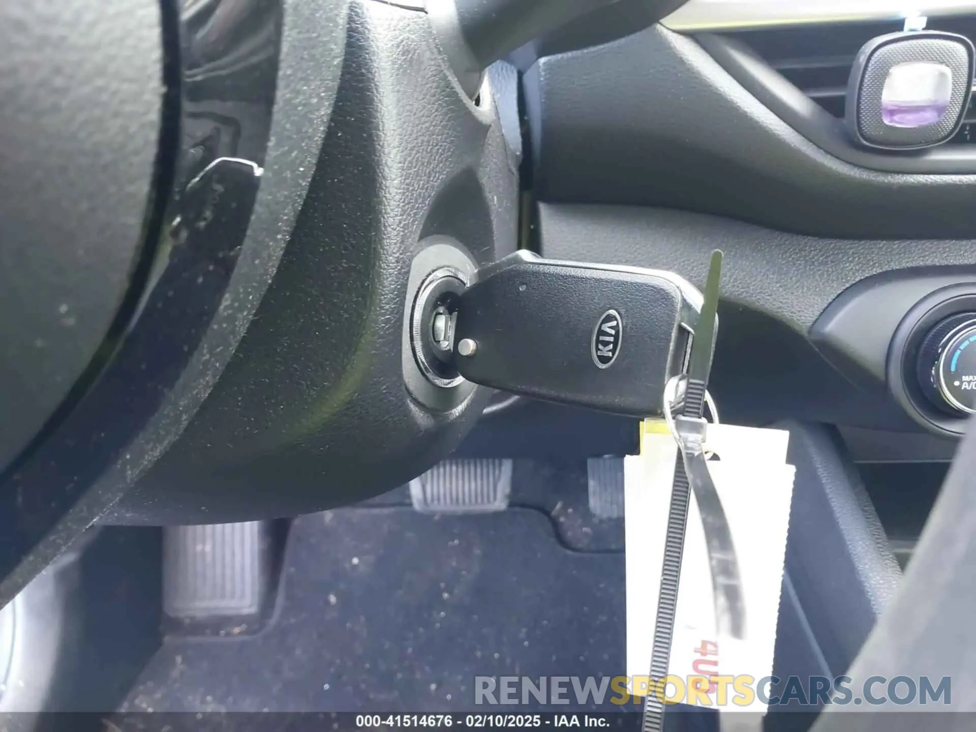 11 Photograph of a damaged car 3KPF24AD5ME302183 KIA FORTE 2021