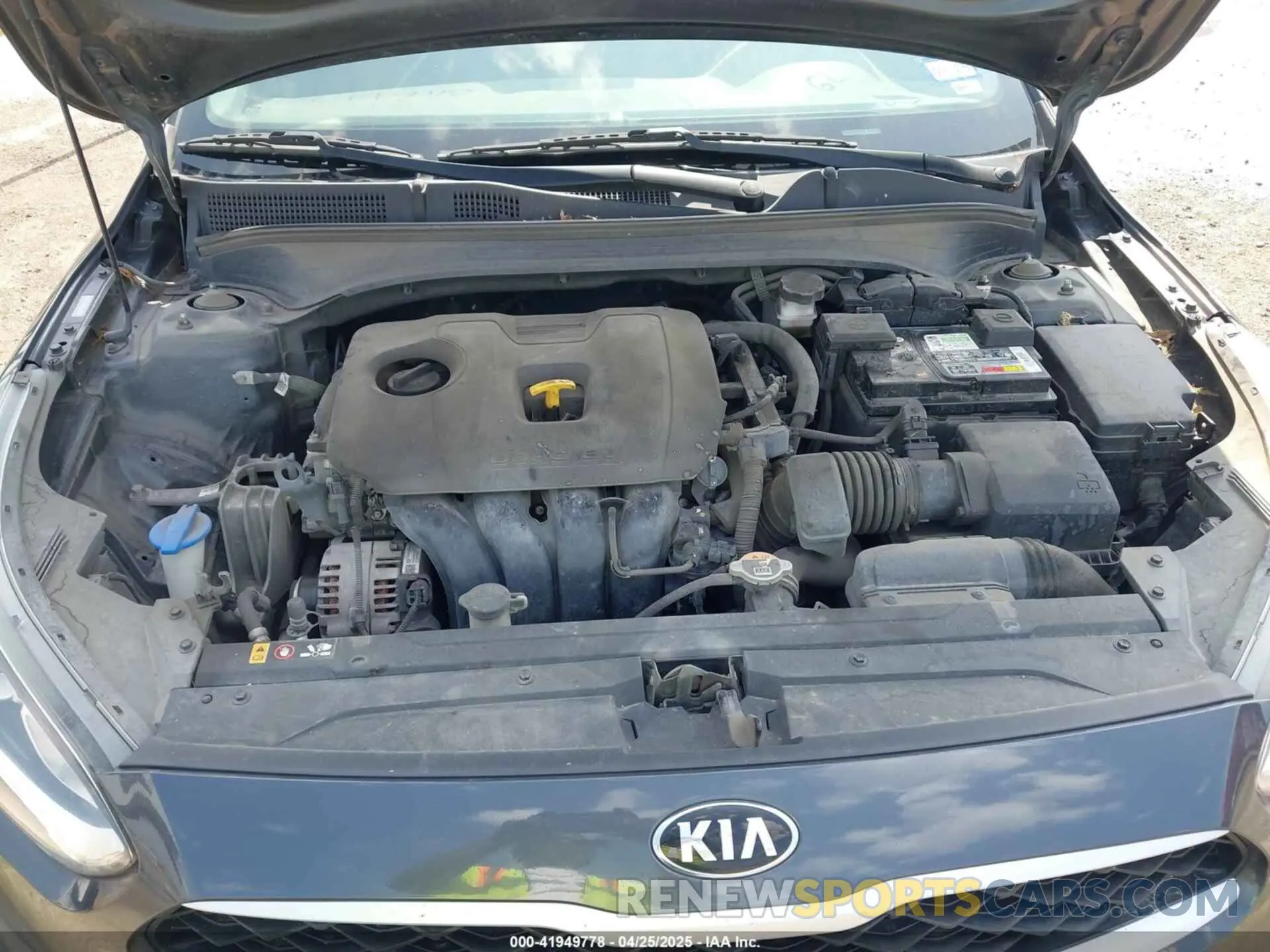 10 Photograph of a damaged car 3KPF24AD5ME305486 KIA FORTE 2021