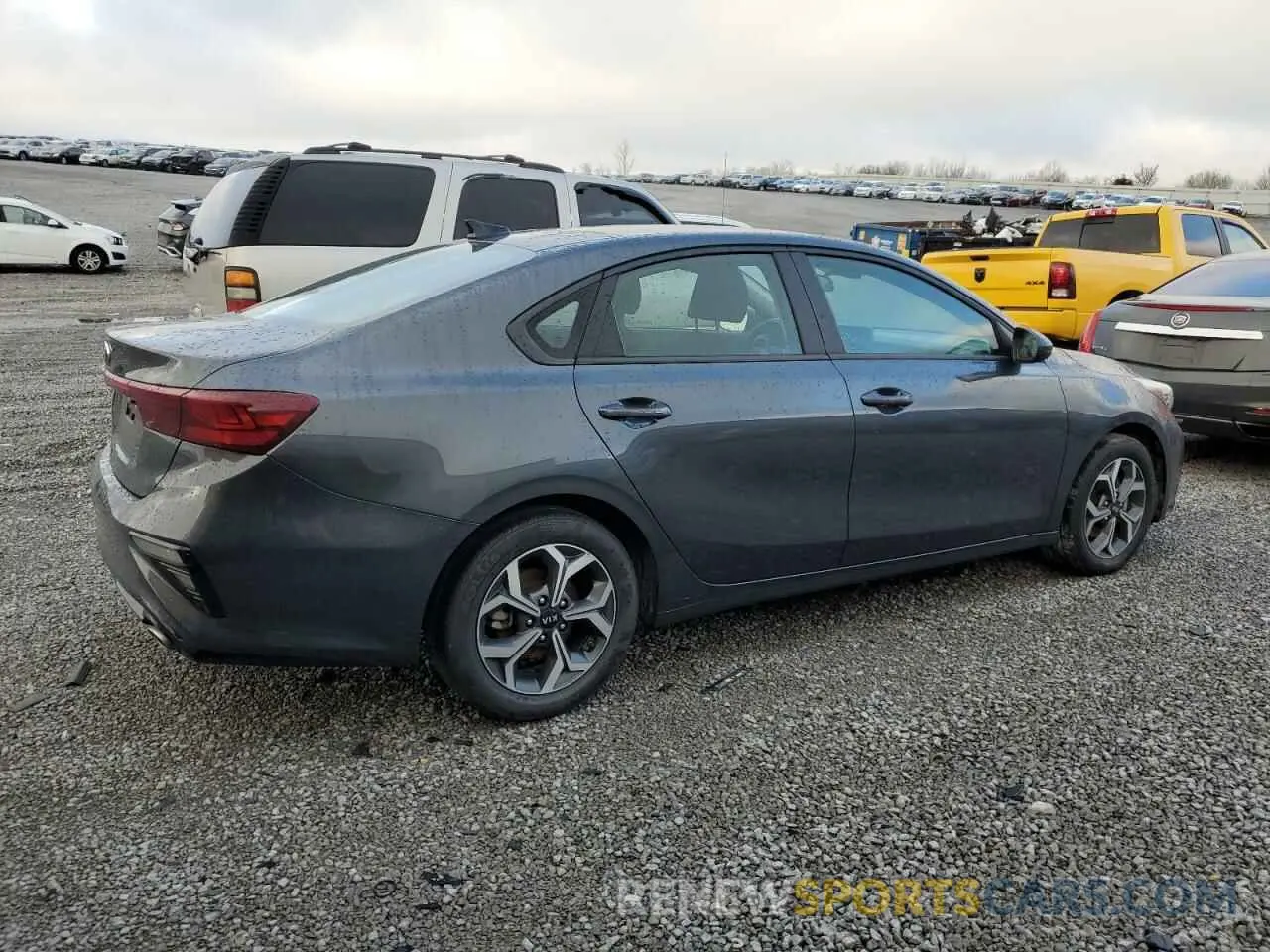 3 Photograph of a damaged car 3KPF24AD5ME307156 KIA FORTE 2021
