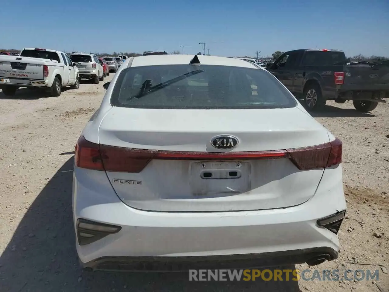 6 Photograph of a damaged car 3KPF24AD5ME314690 KIA FORTE 2021