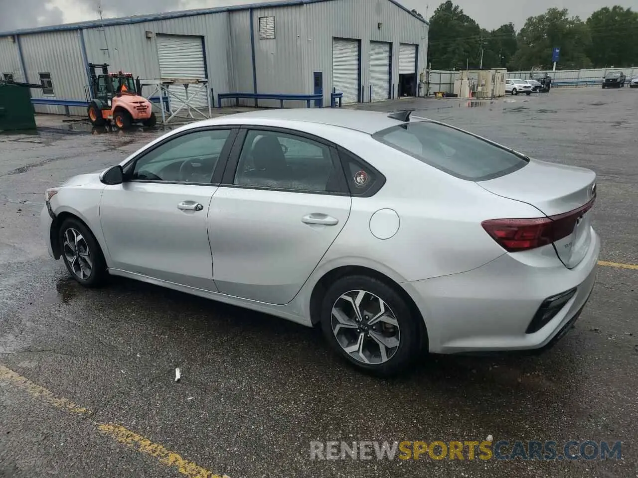 2 Photograph of a damaged car 3KPF24AD5ME327911 KIA FORTE 2021