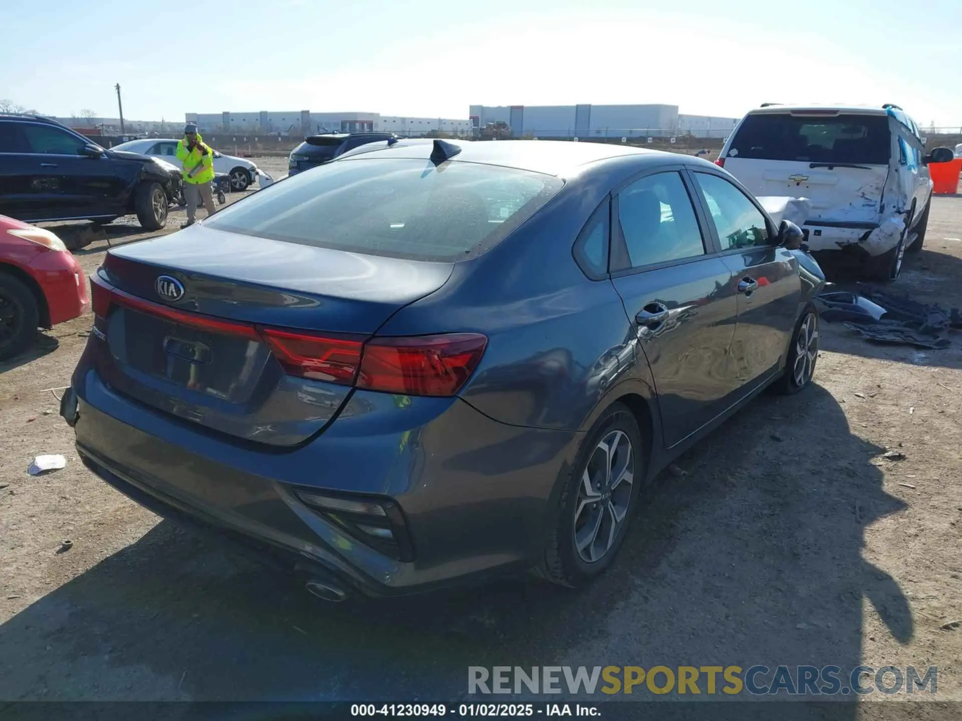 4 Photograph of a damaged car 3KPF24AD5ME334745 KIA FORTE 2021