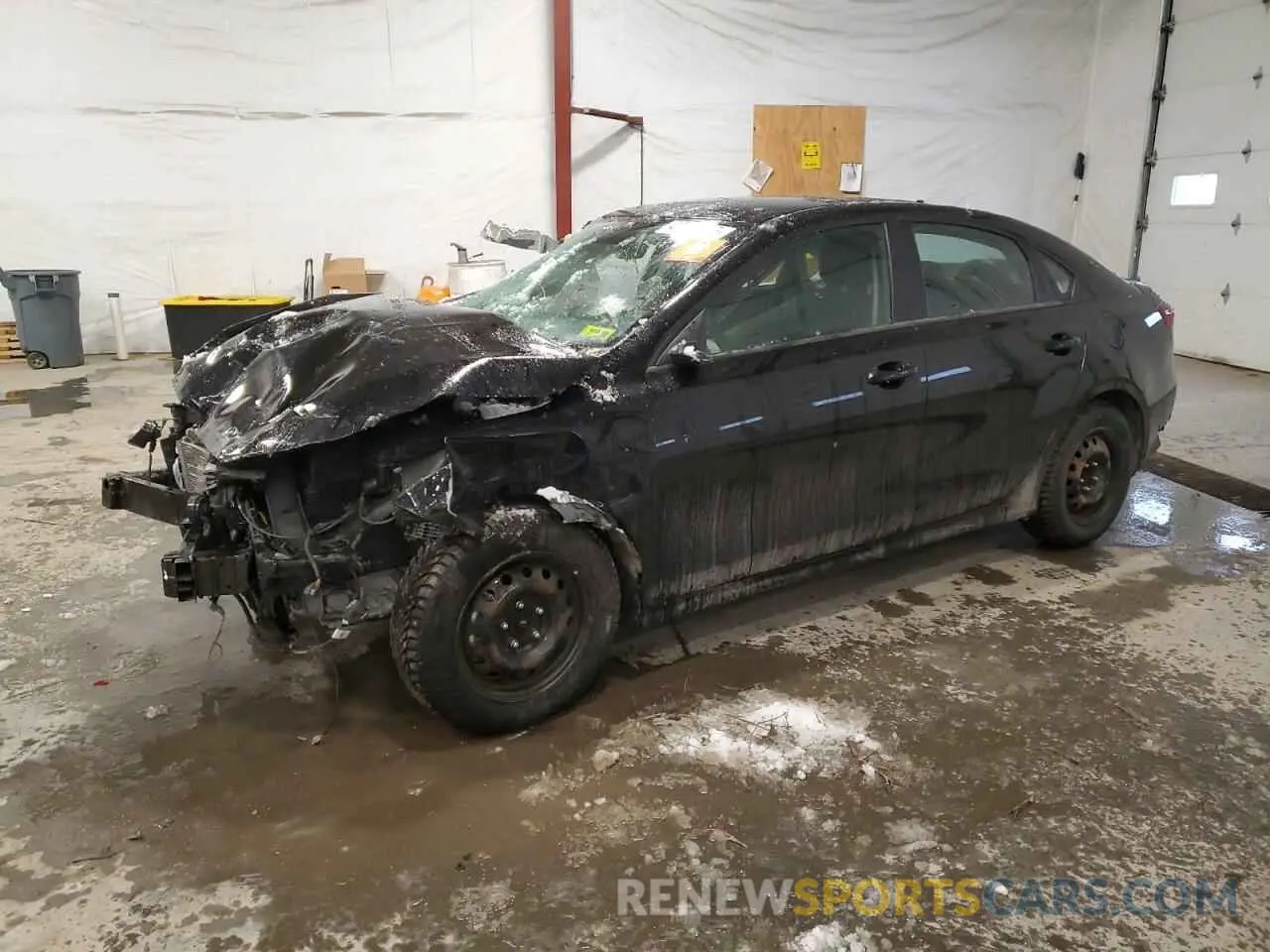 1 Photograph of a damaged car 3KPF24AD5ME340769 KIA FORTE 2021