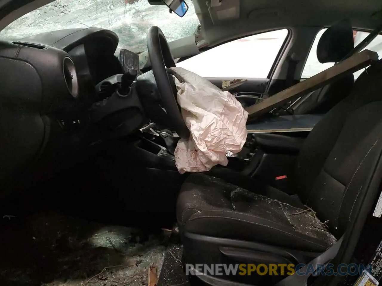 7 Photograph of a damaged car 3KPF24AD5ME340769 KIA FORTE 2021