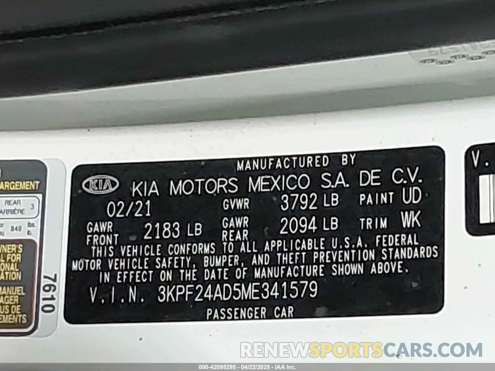 9 Photograph of a damaged car 3KPF24AD5ME341579 KIA FORTE 2021