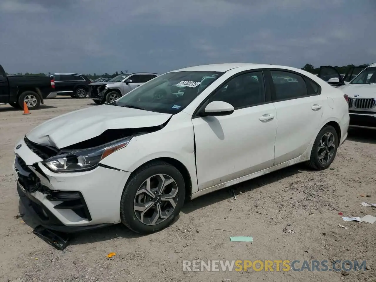 1 Photograph of a damaged car 3KPF24AD5ME349360 KIA FORTE 2021
