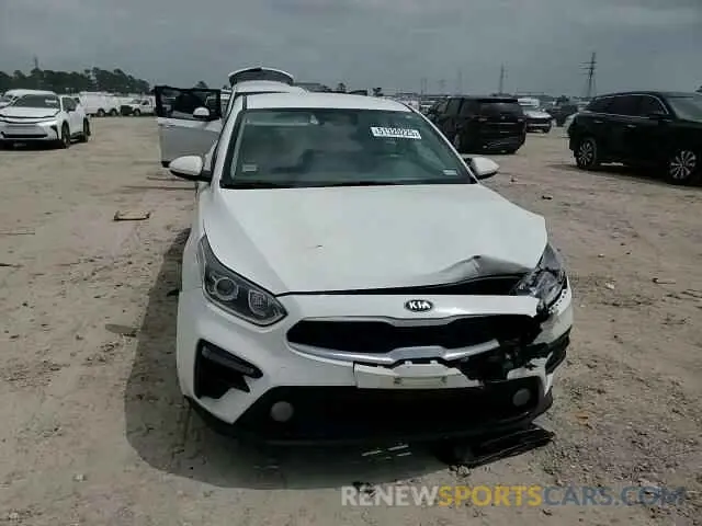 11 Photograph of a damaged car 3KPF24AD5ME349360 KIA FORTE 2021