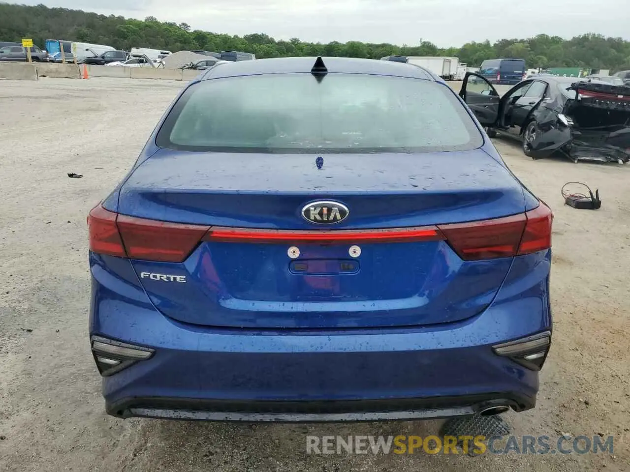 6 Photograph of a damaged car 3KPF24AD5ME354297 KIA FORTE 2021