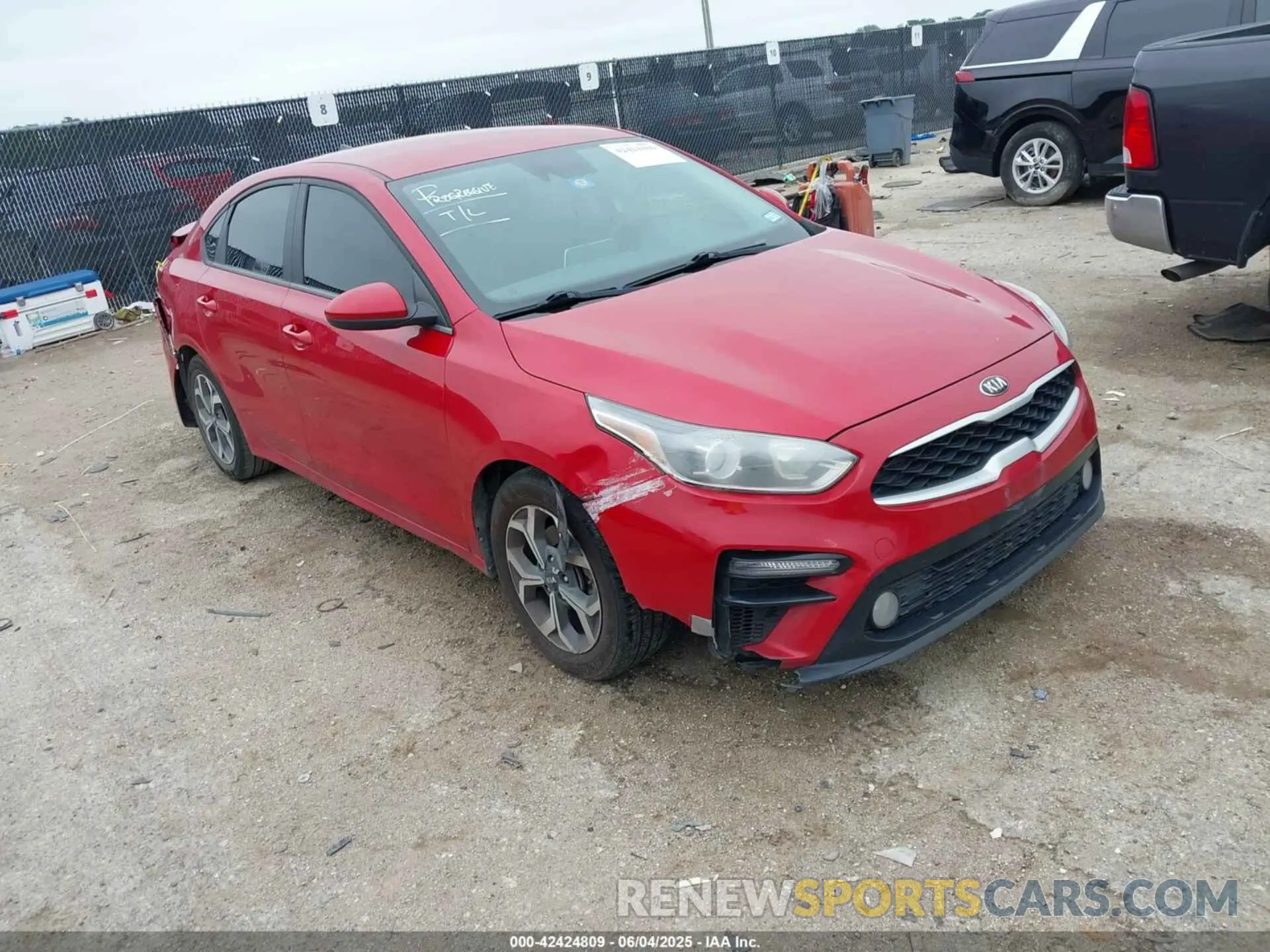 1 Photograph of a damaged car 3KPF24AD5ME371388 KIA FORTE 2021