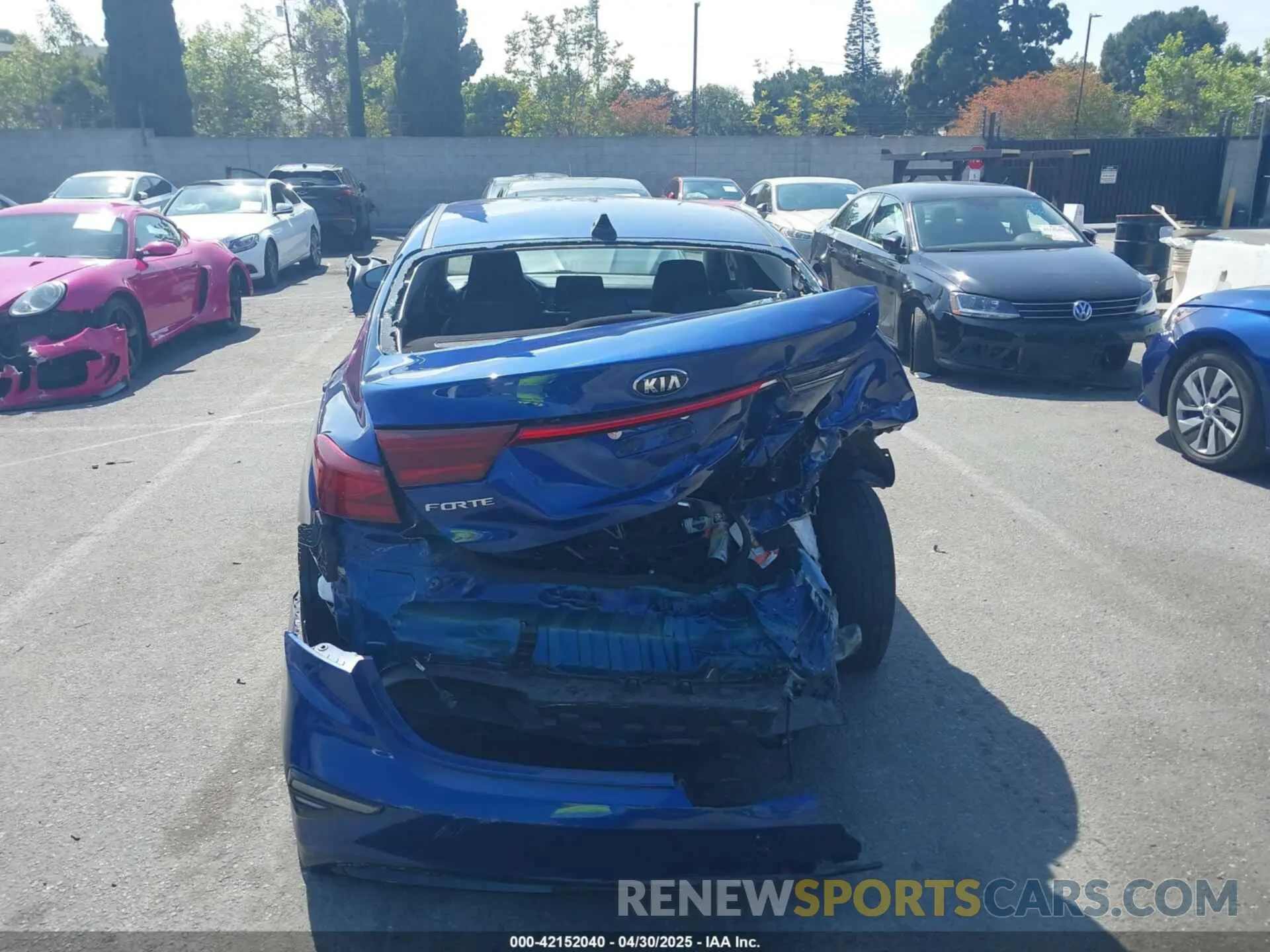 15 Photograph of a damaged car 3KPF24AD5ME375294 KIA FORTE 2021