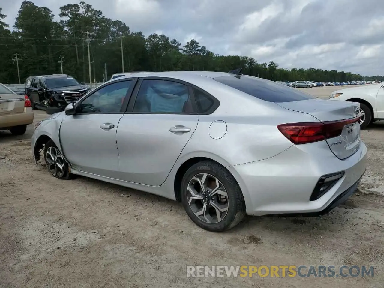 2 Photograph of a damaged car 3KPF24AD5ME378082 KIA FORTE 2021