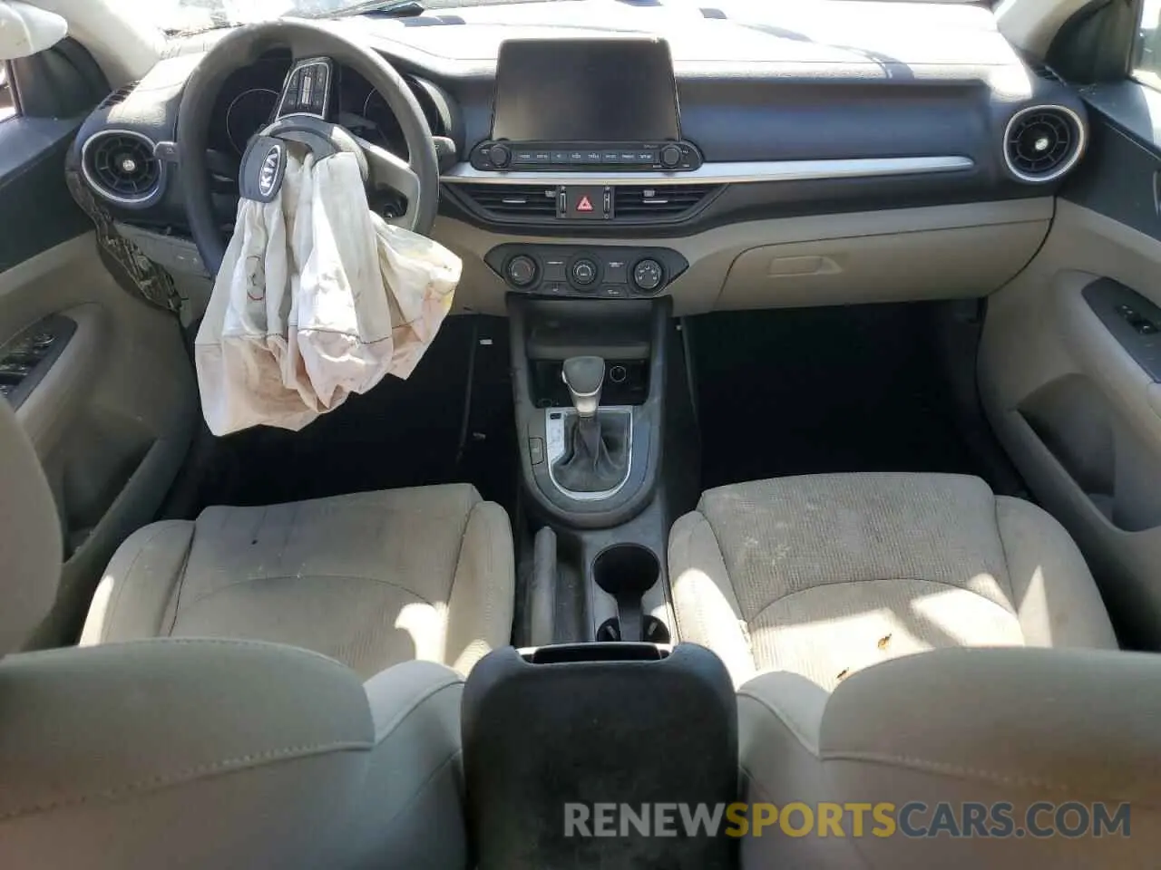 8 Photograph of a damaged car 3KPF24AD5ME379975 KIA FORTE 2021
