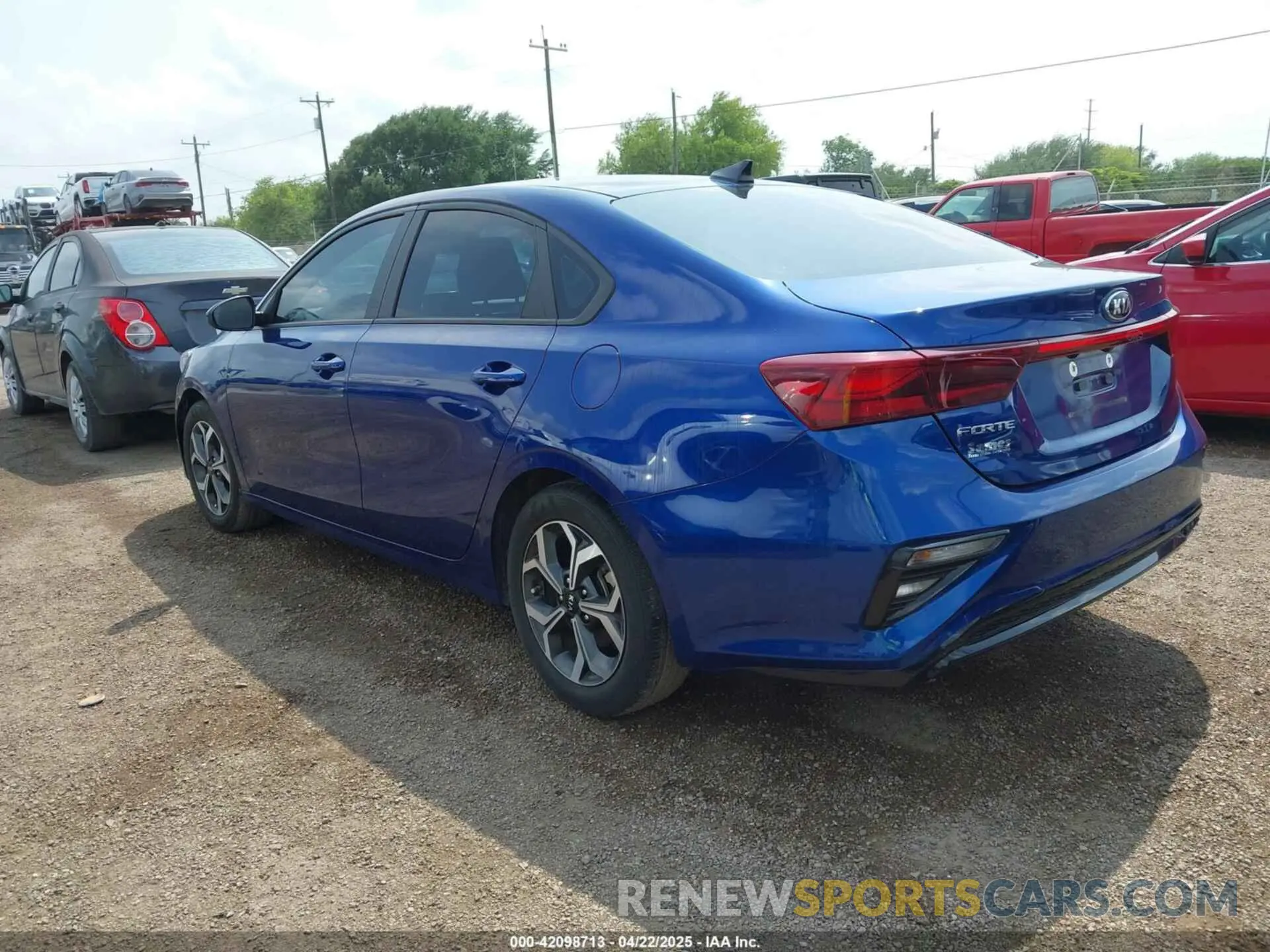3 Photograph of a damaged car 3KPF24AD5ME384836 KIA FORTE 2021